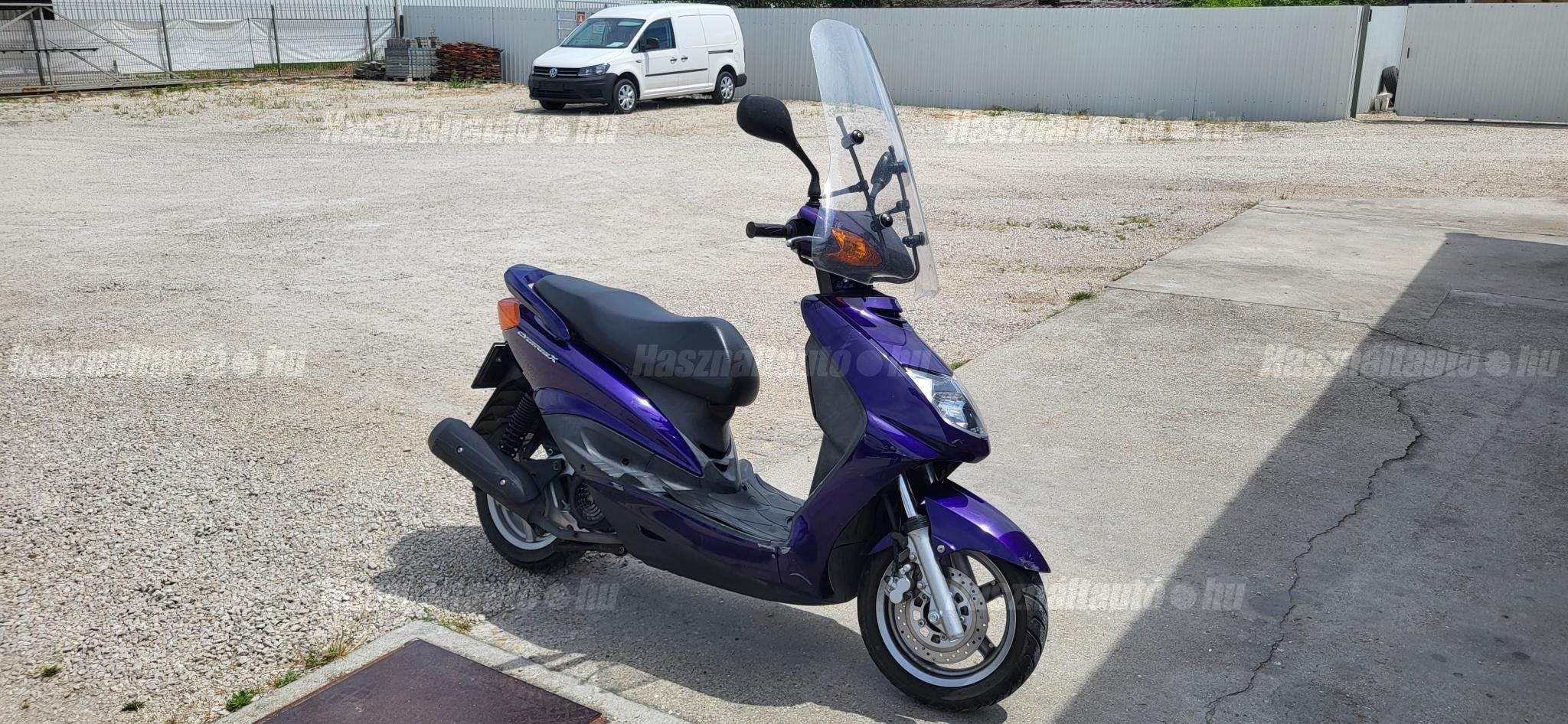 YAMAHA NXC 2004/9 - 1