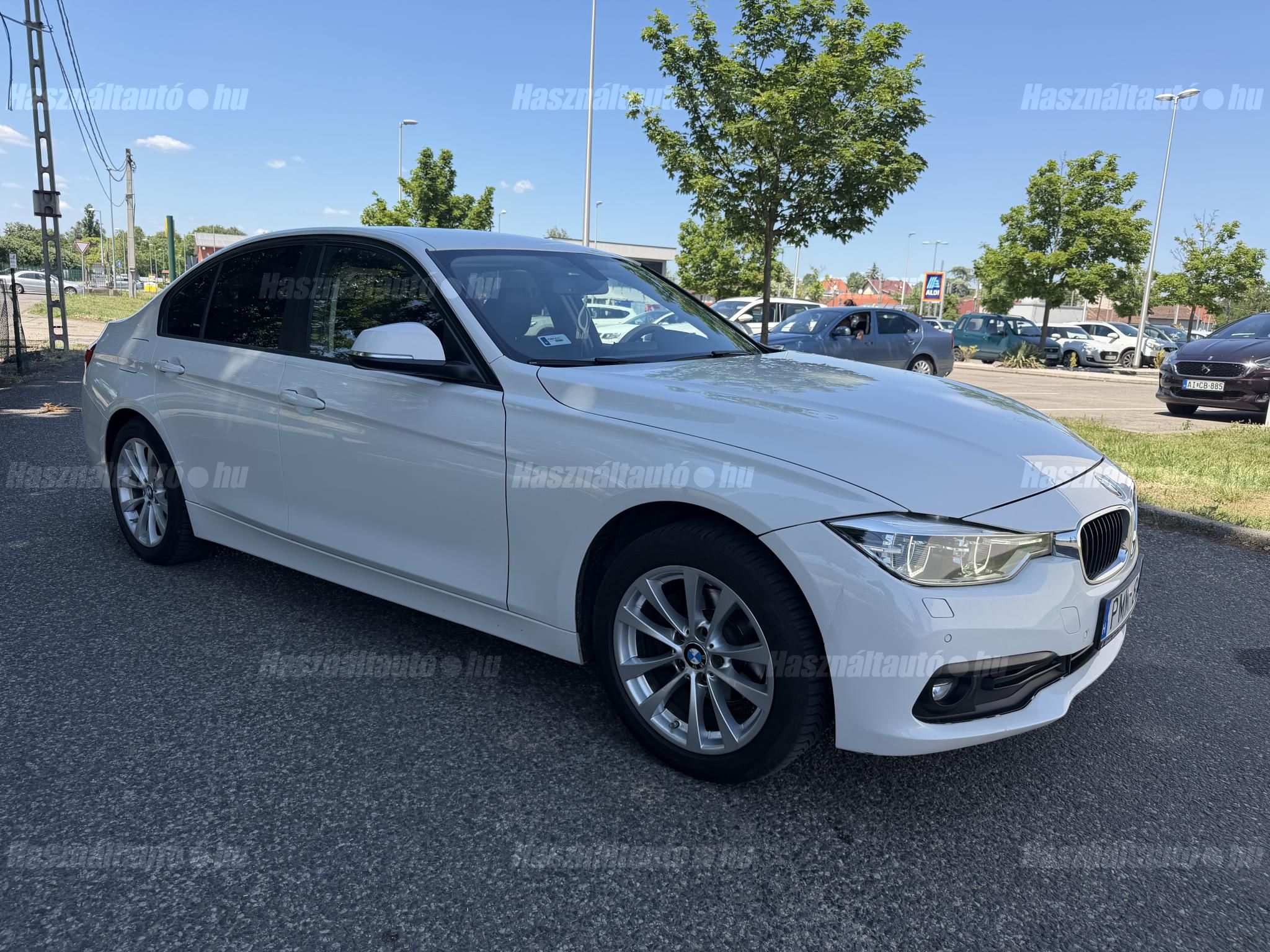 BMW 318 2017/11 - 1