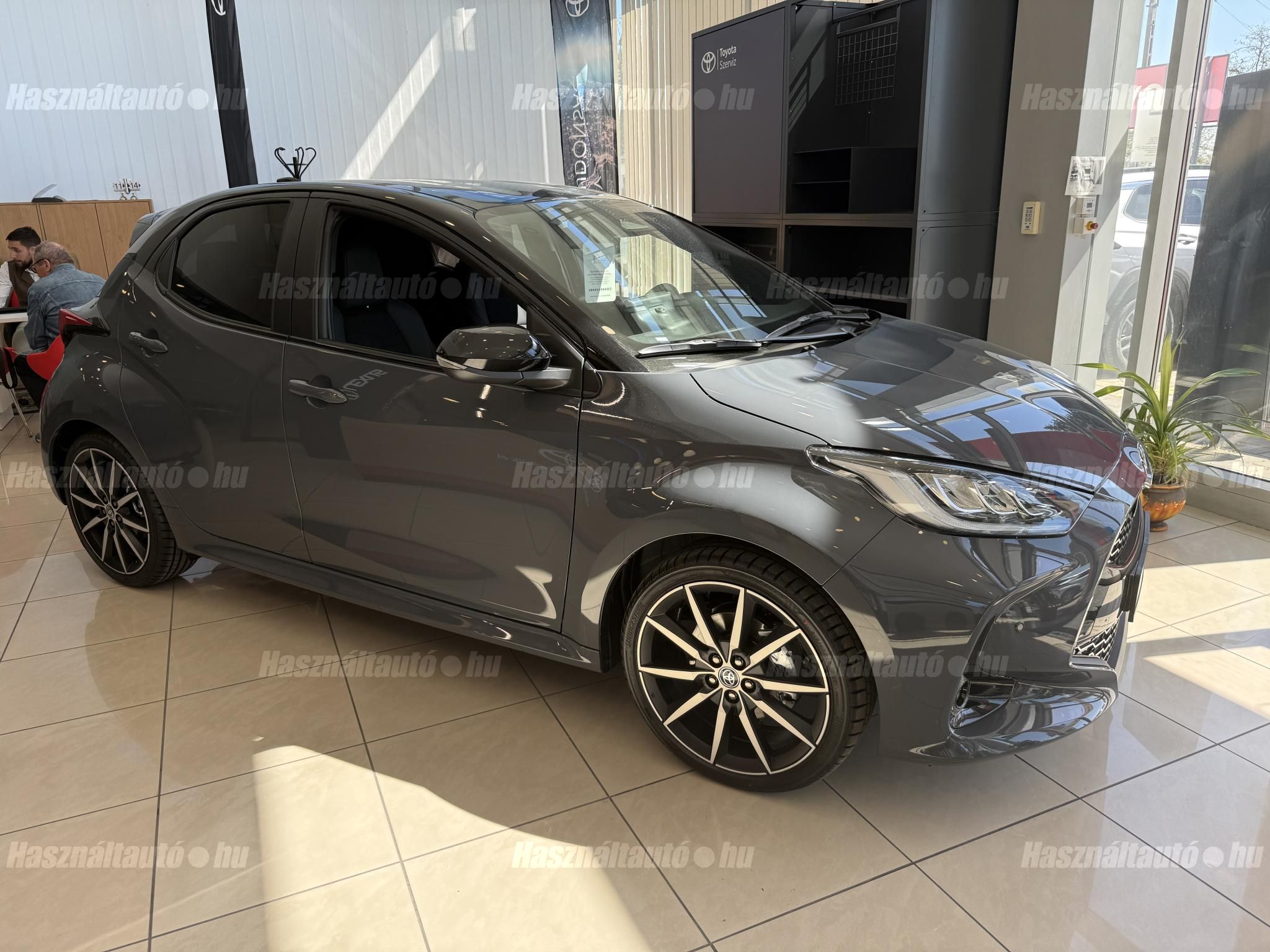 TOYOTA YARIS 2025 - 1