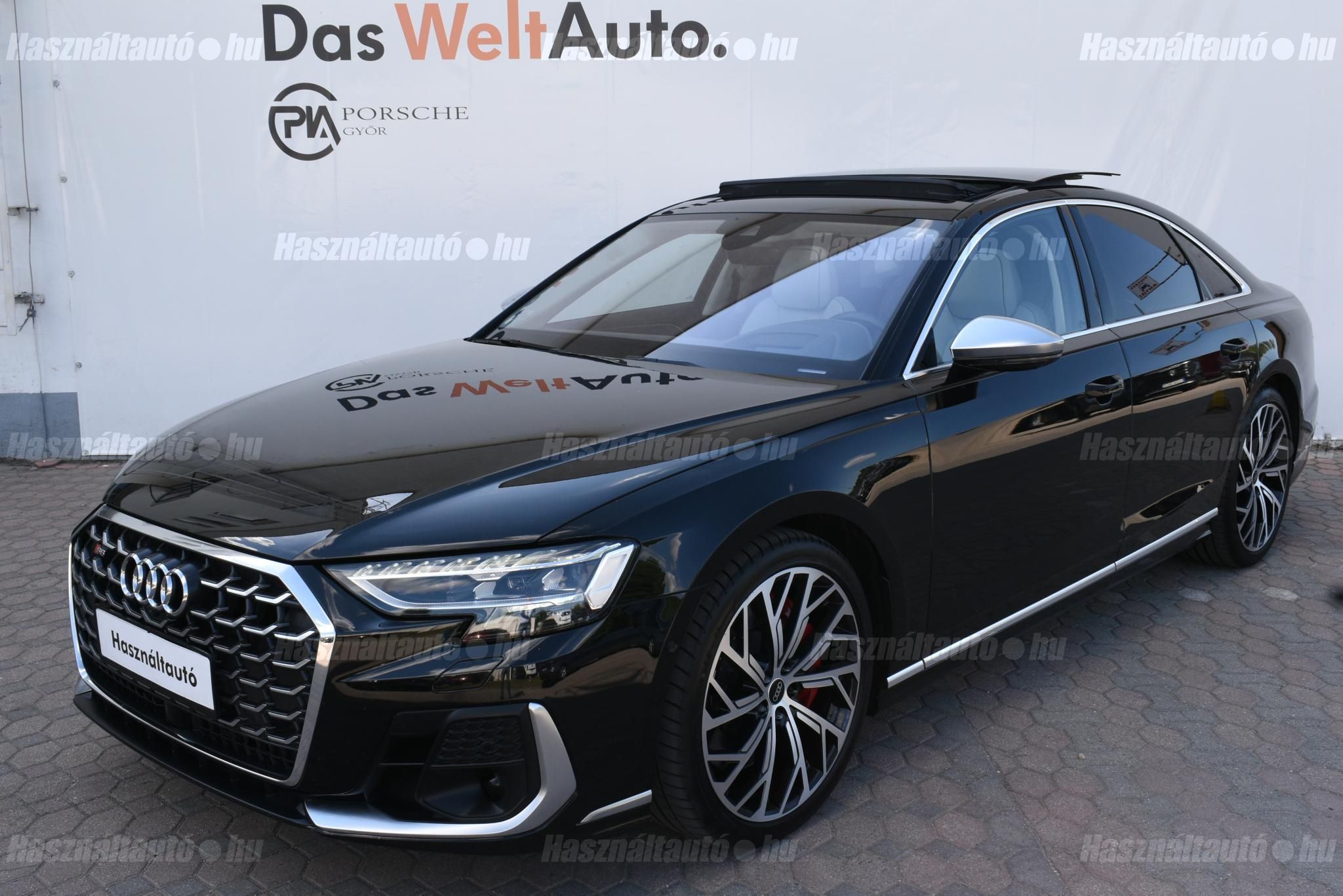 AUDI S8 2023/4 - 1