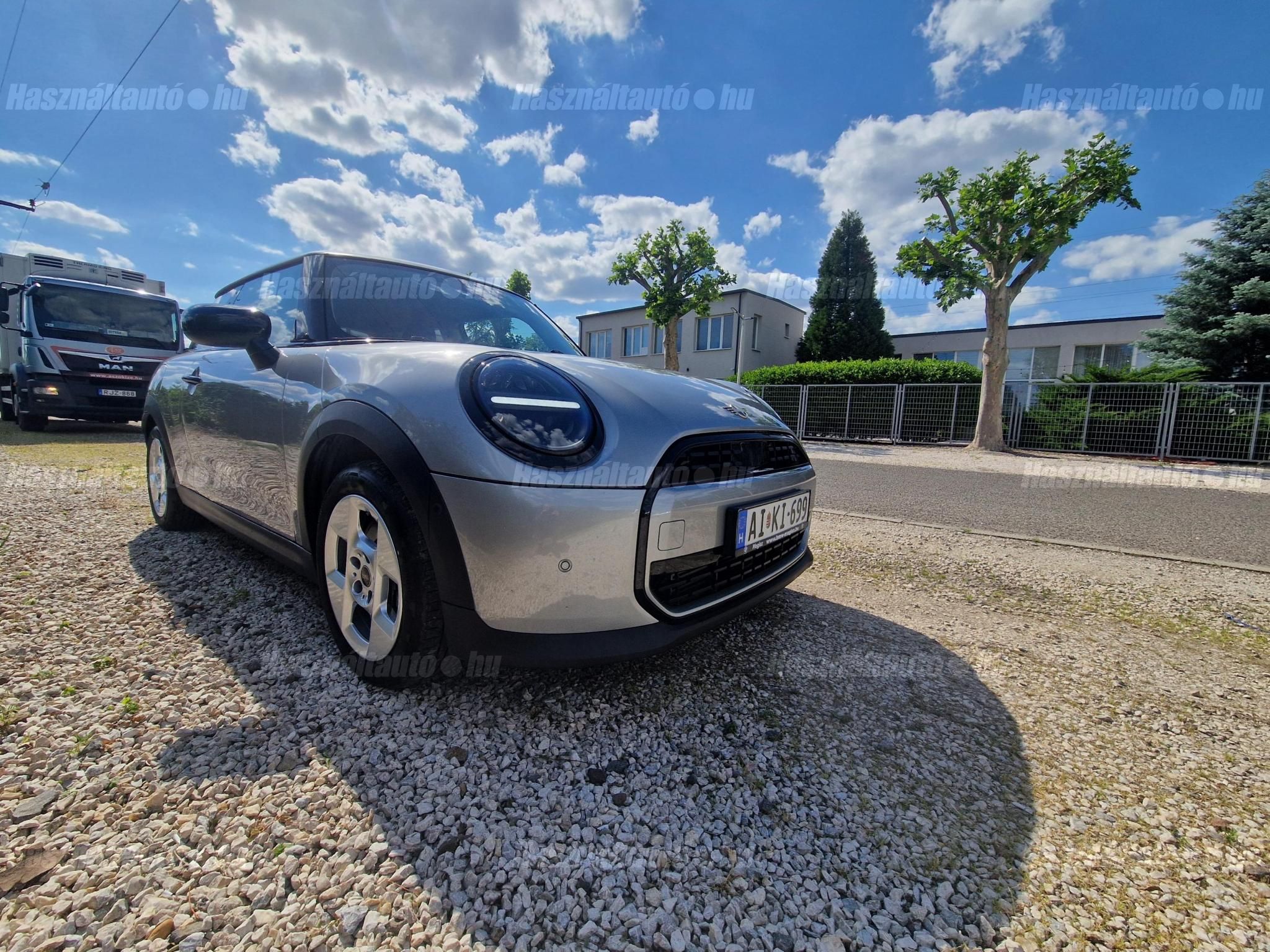 MINI COOPER 2025/2 - 1