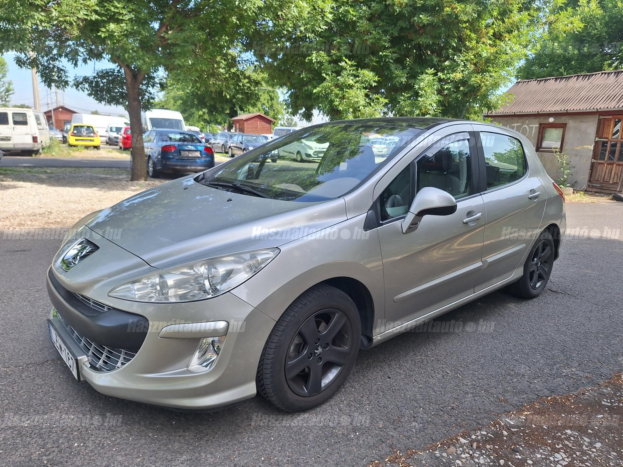PEUGEOT 308 2008/8 - 1