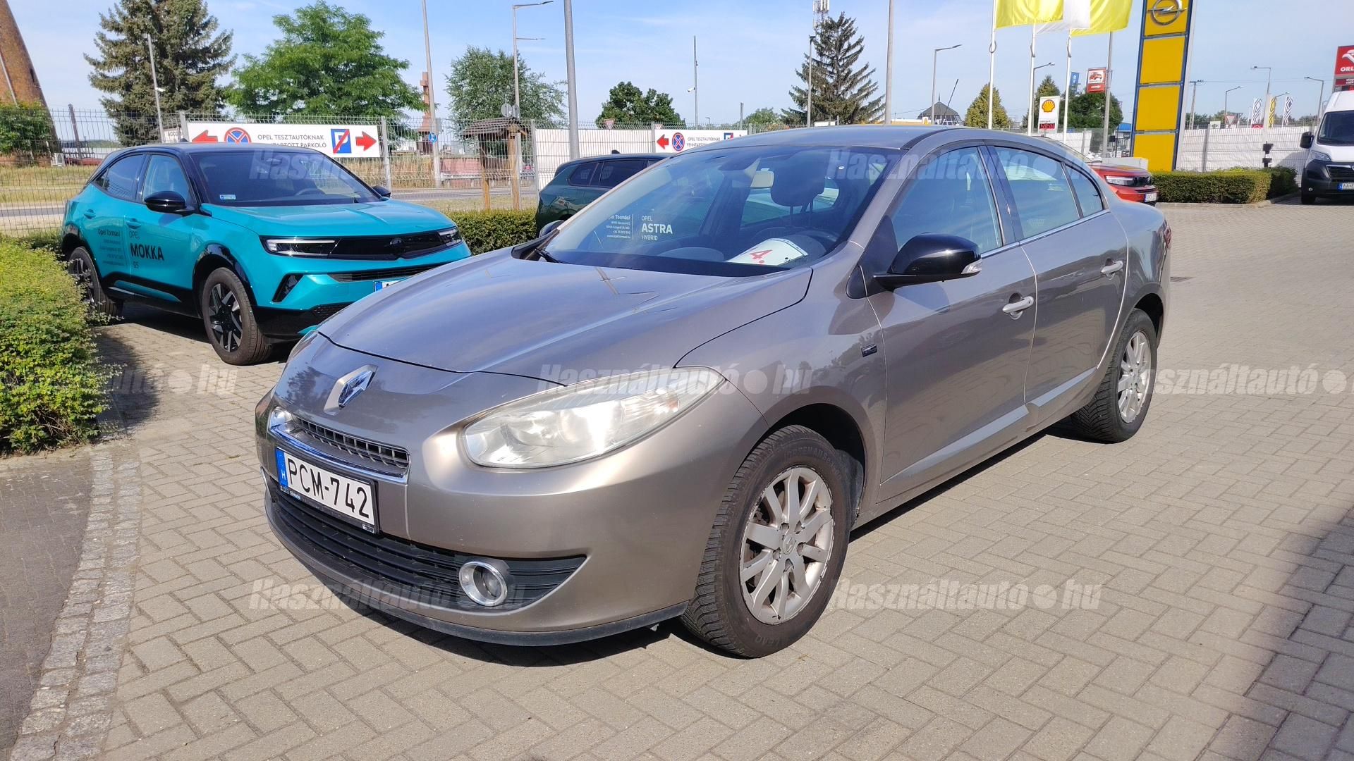 RENAULT FLUENCE 2012/8 - 1
