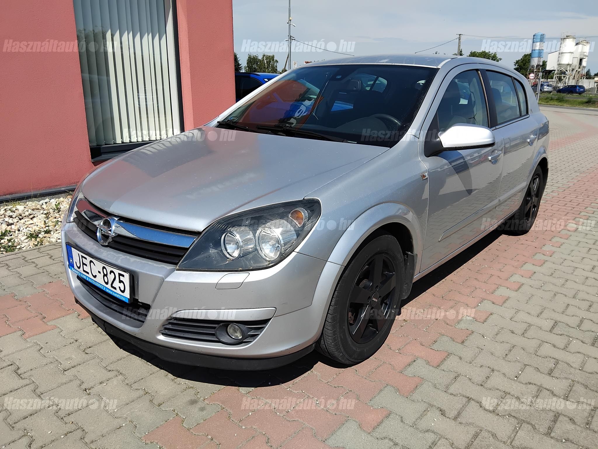 OPEL ASTRA H 2004/7 - 1