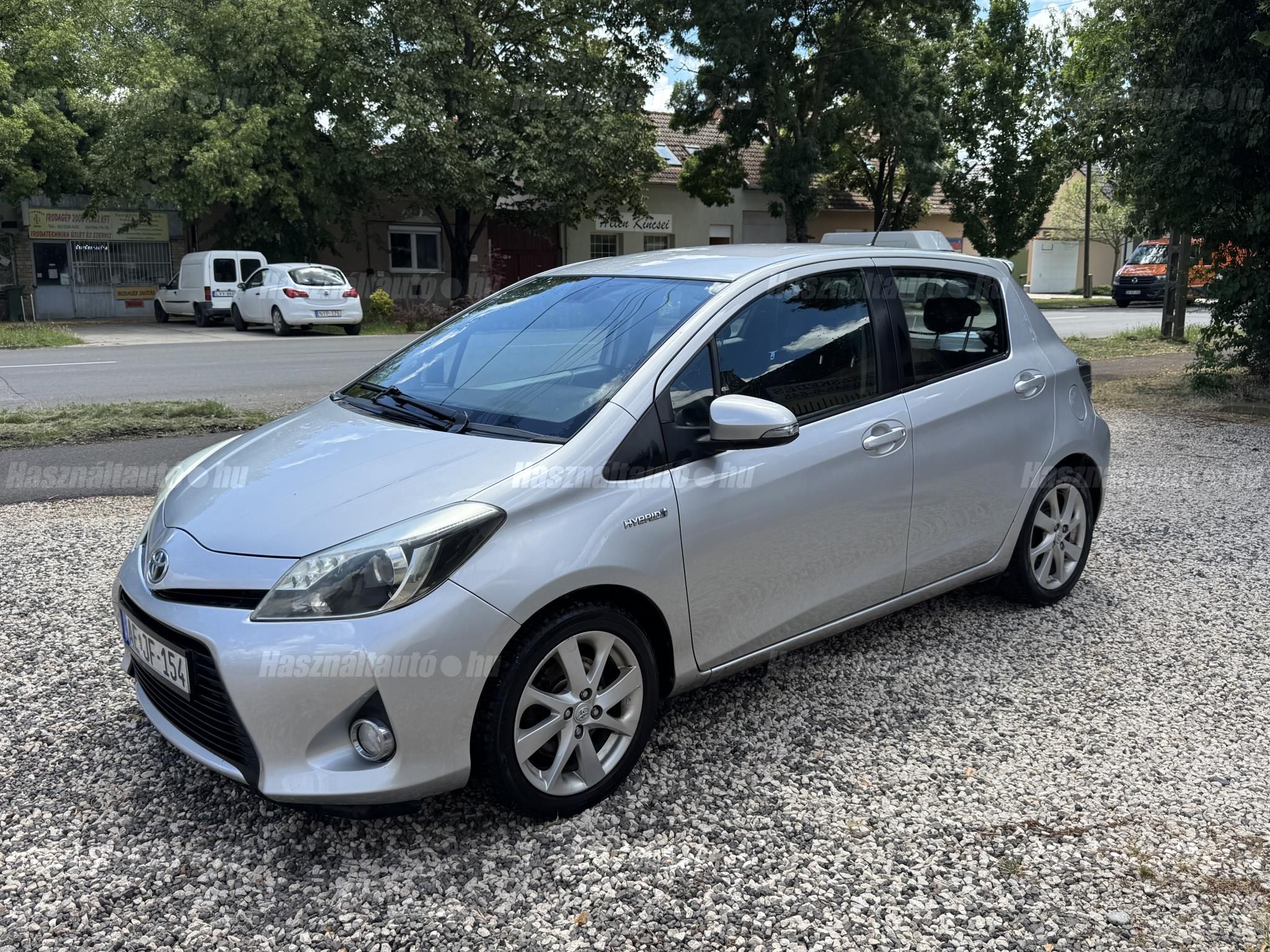 TOYOTA YARIS 2013/6 - 1
