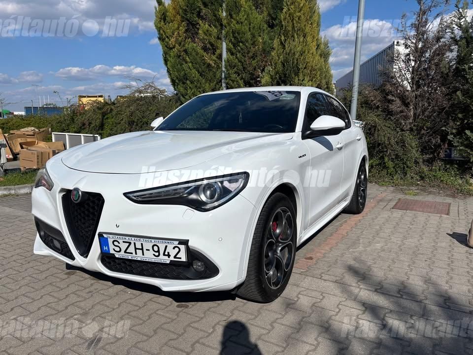 ALFA ROMEO STELVIO 2021/11 - 1