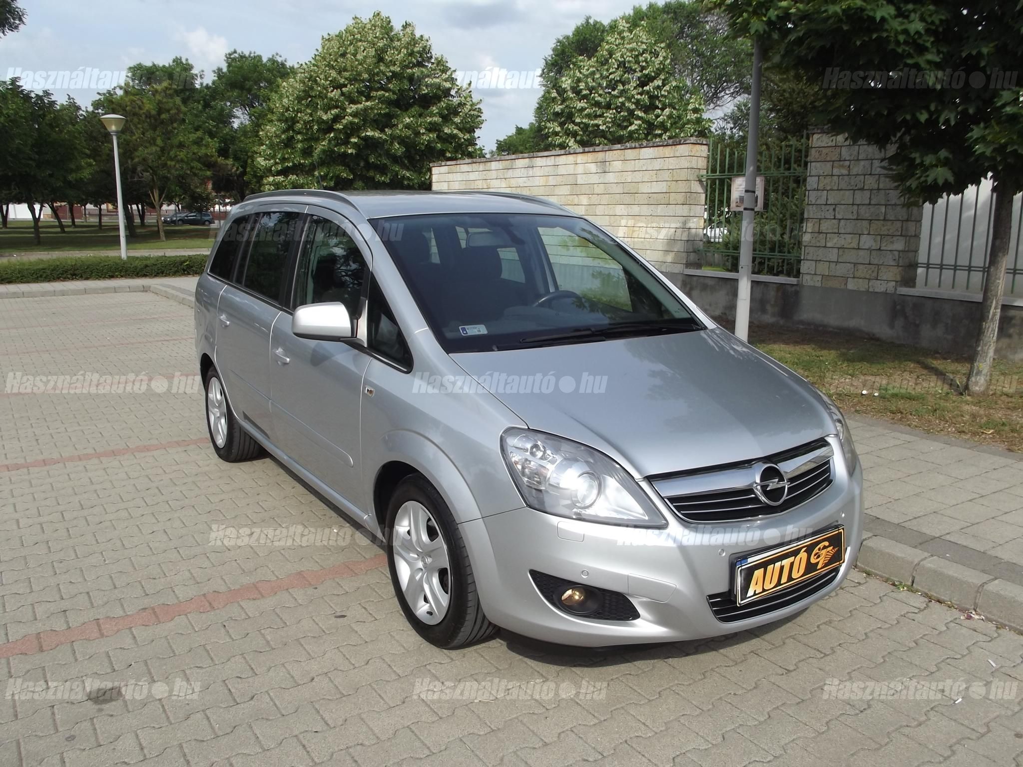 OPEL ZAFIRA B 2012/7 - 1