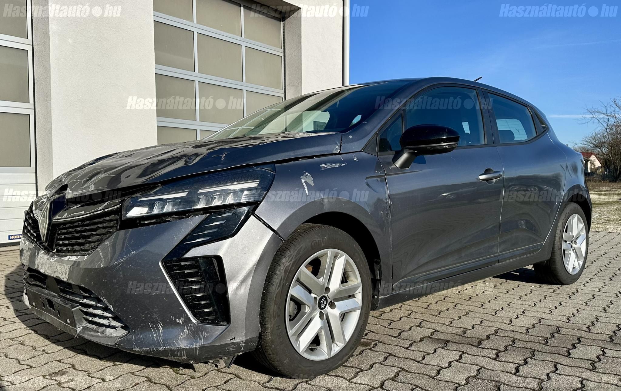 RENAULT CLIO 2024/3 - 1