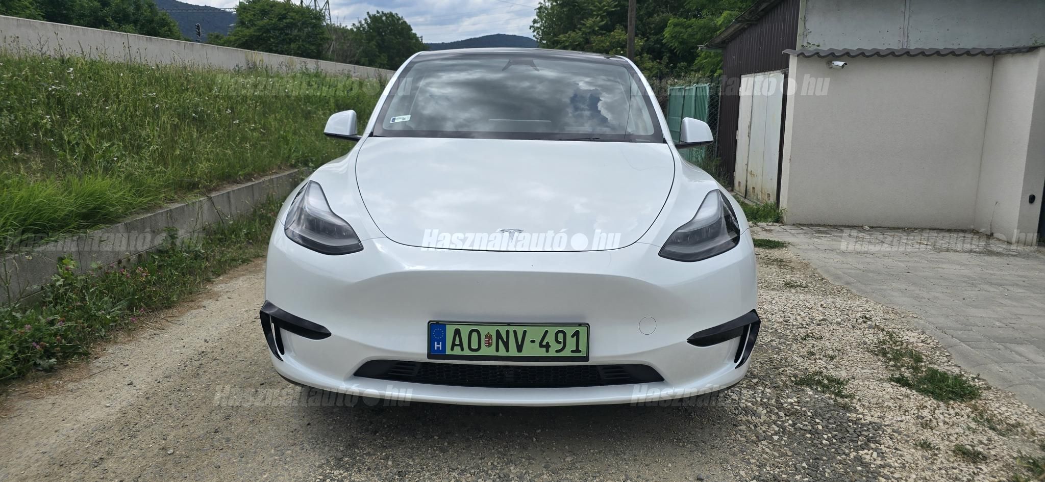 TESLA MODEL Y 2025/1 - 1