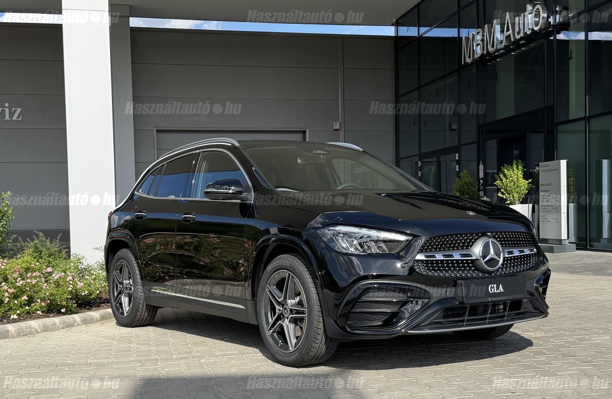 MERCEDES-BENZ GLA 200 2026 - 1