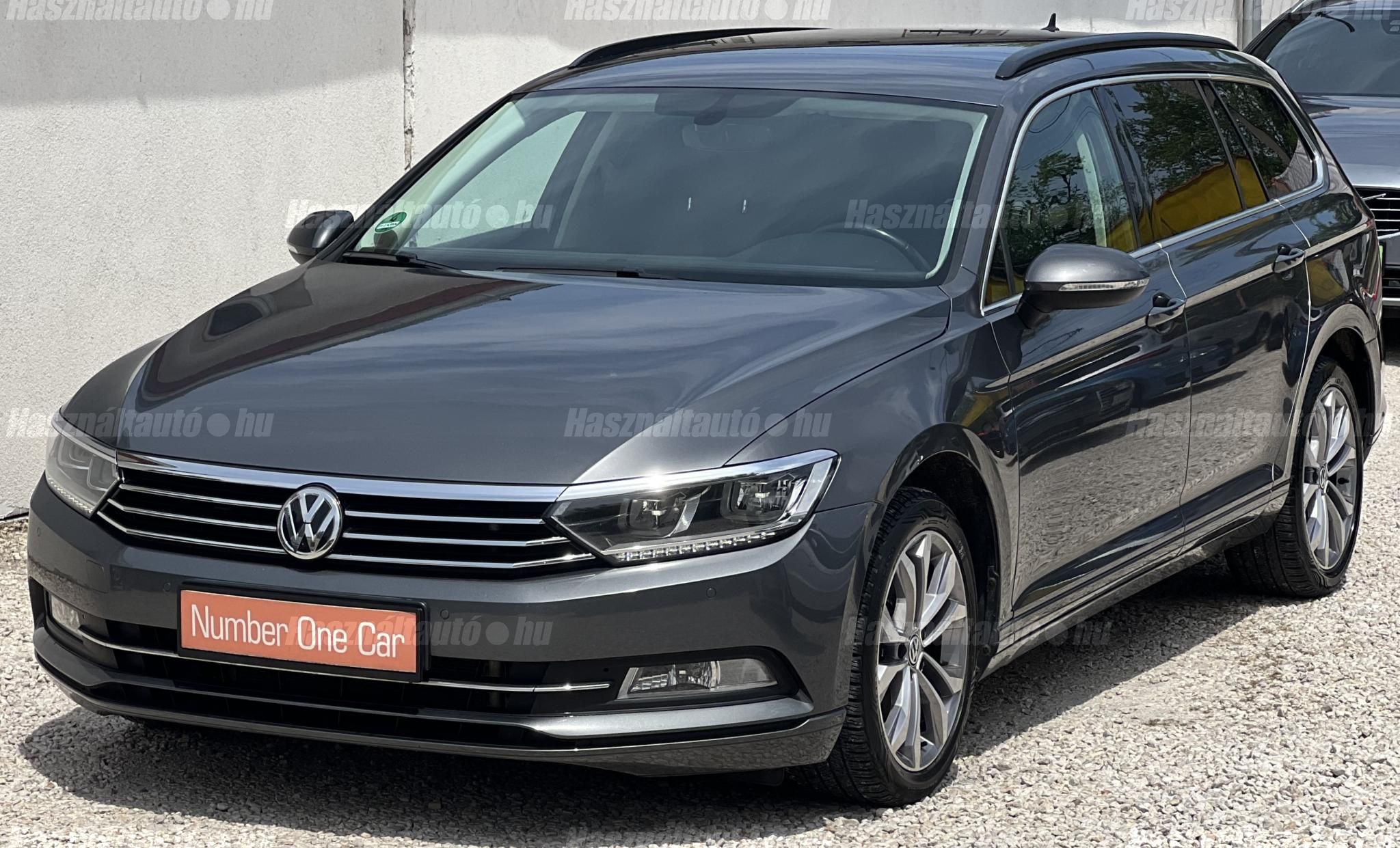 VOLKSWAGEN PASSAT VIII 2016/10 - 1