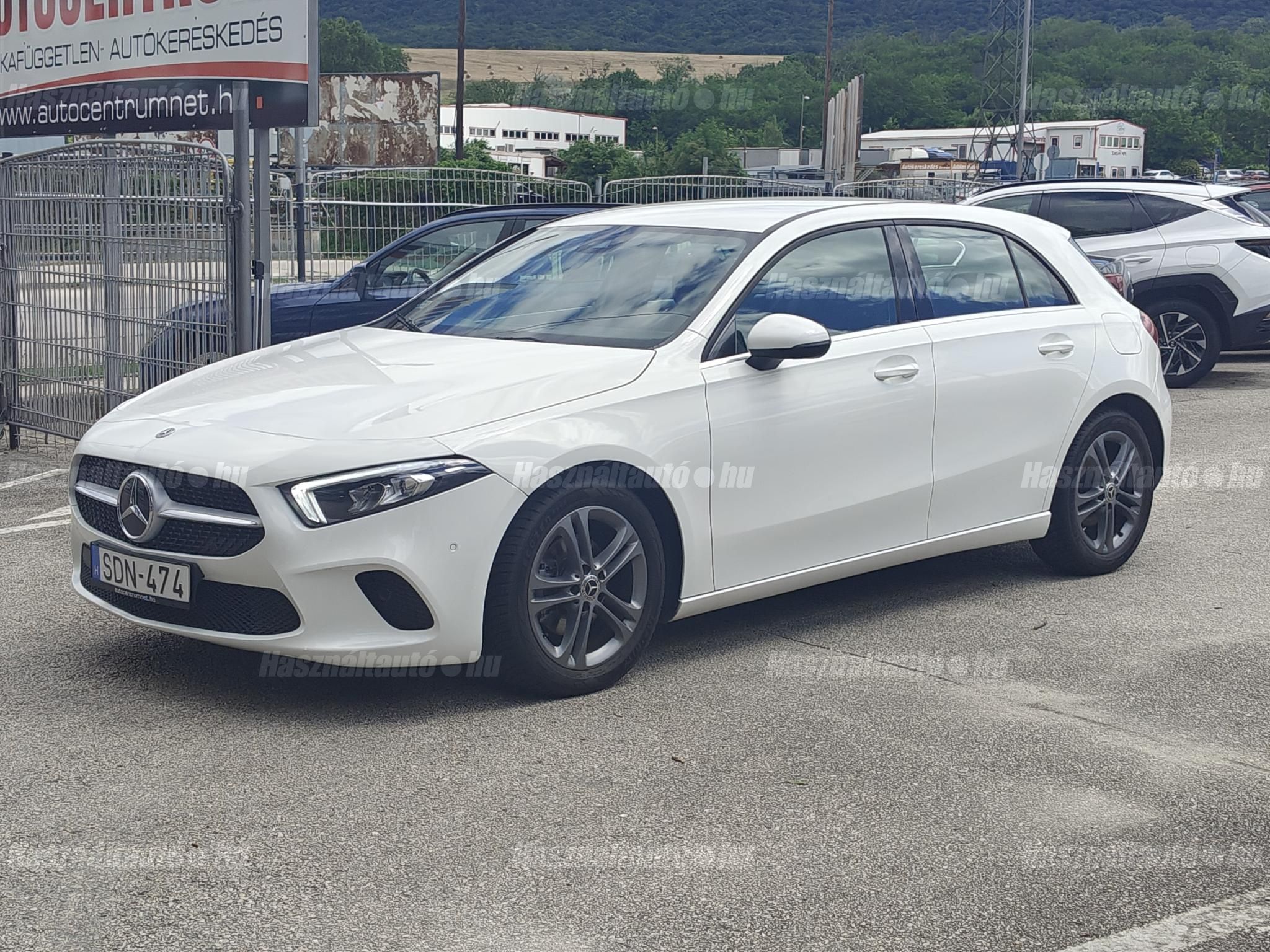 MERCEDES-BENZ A 180 2020/7 - 1