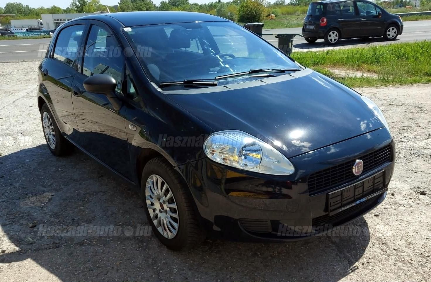 FIAT PUNTO 2010/2 - 1