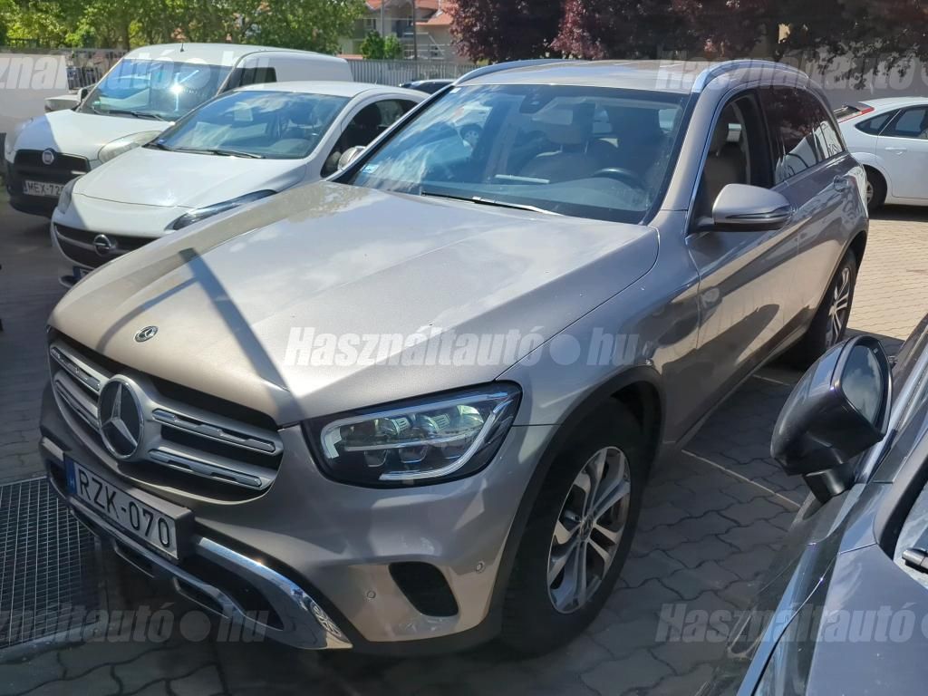 MERCEDES-BENZ GLC 220 2020/4 - 1