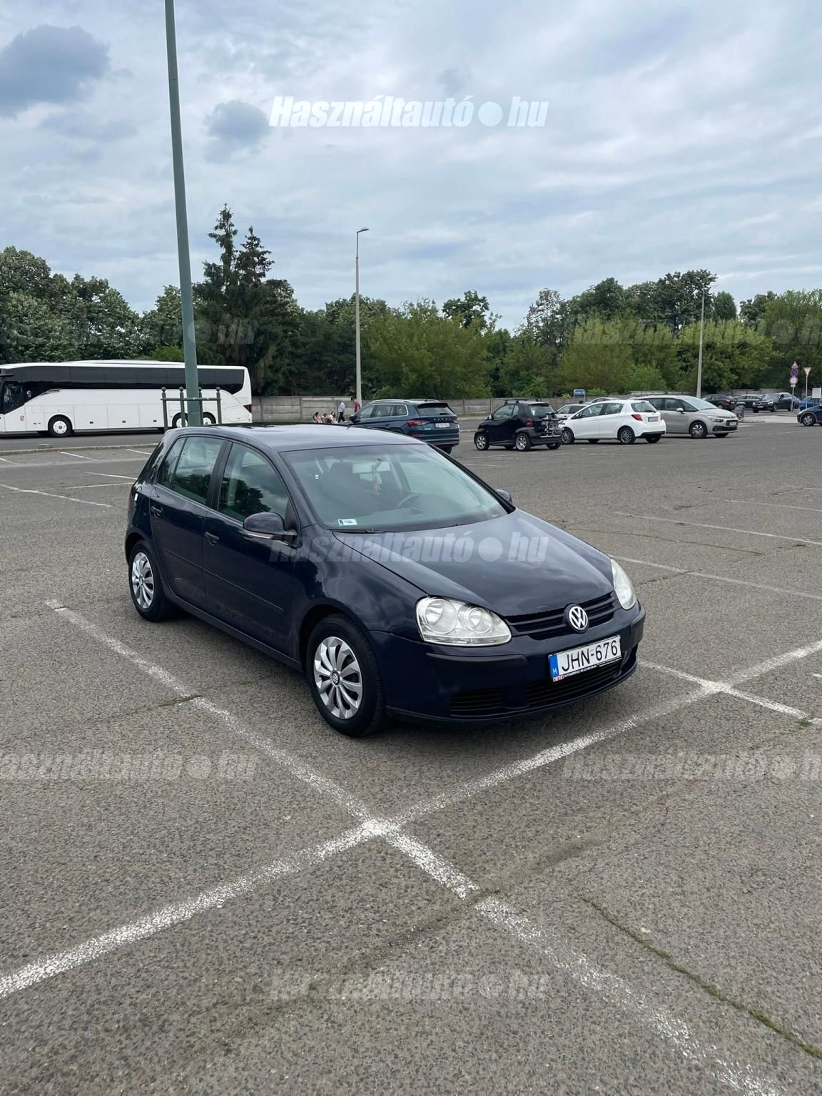 VOLKSWAGEN GOLF V 2004/8 - 1