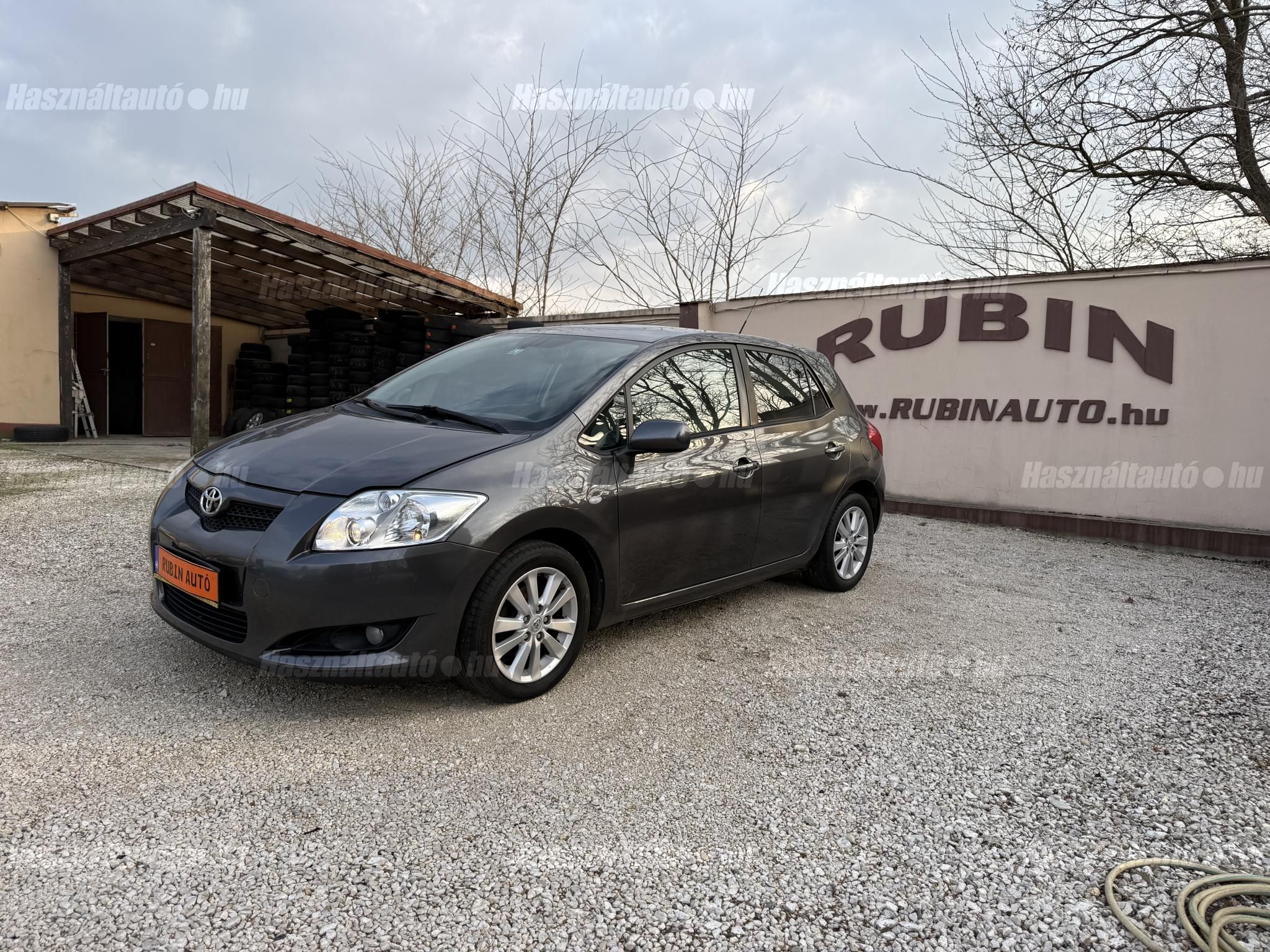 TOYOTA AURIS 2008/7 - 1
