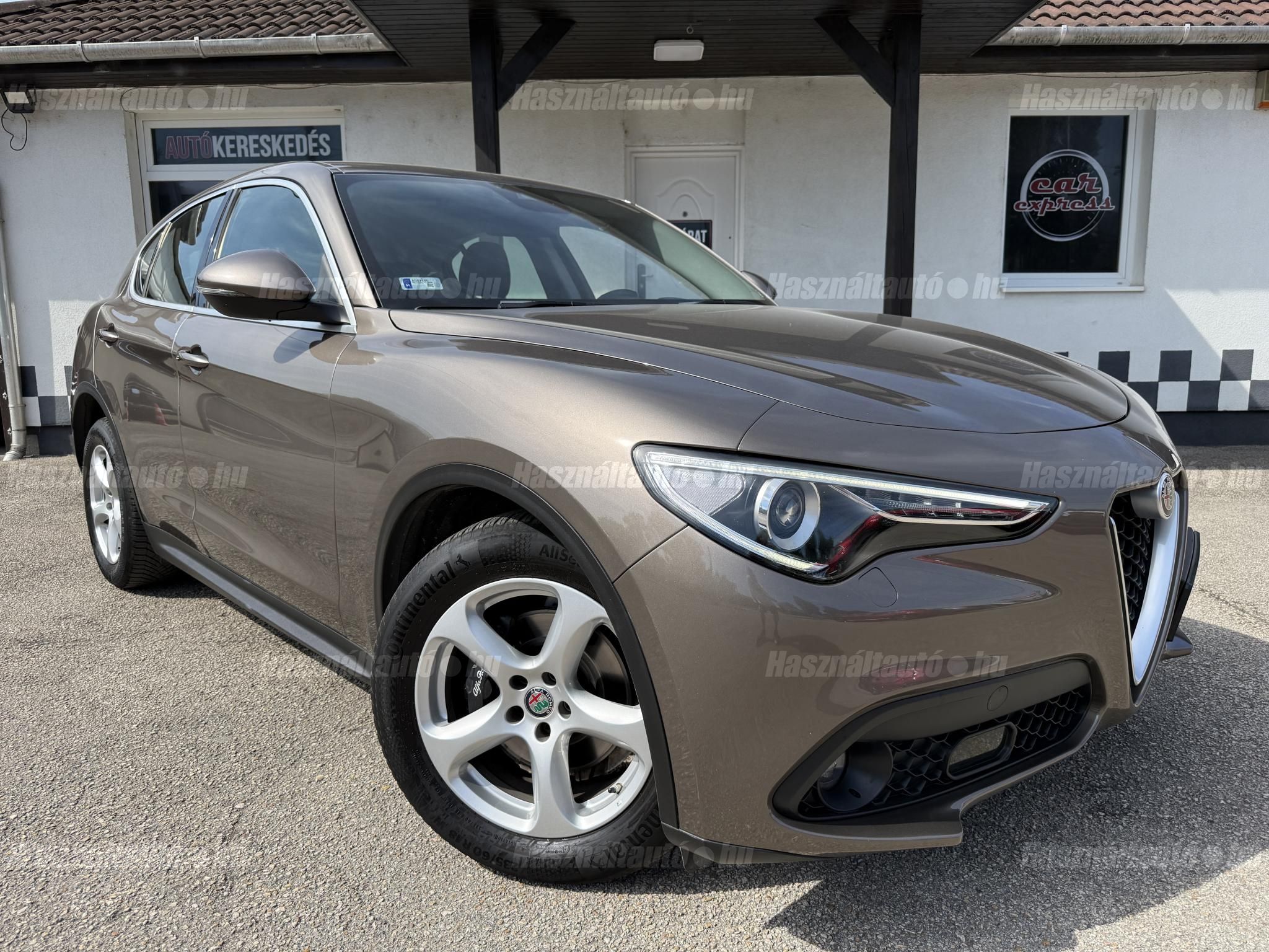 ALFA ROMEO STELVIO 2017/4 - 1