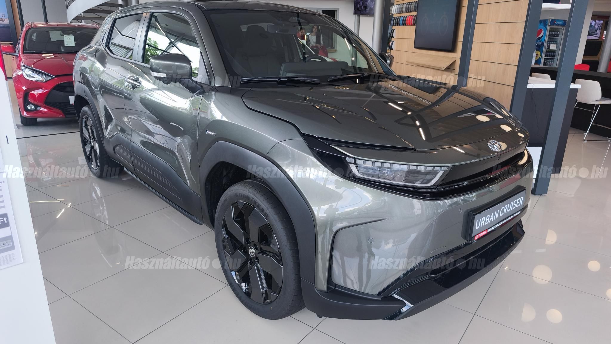 TOYOTA URBAN CRUISER 2026/6 - 1