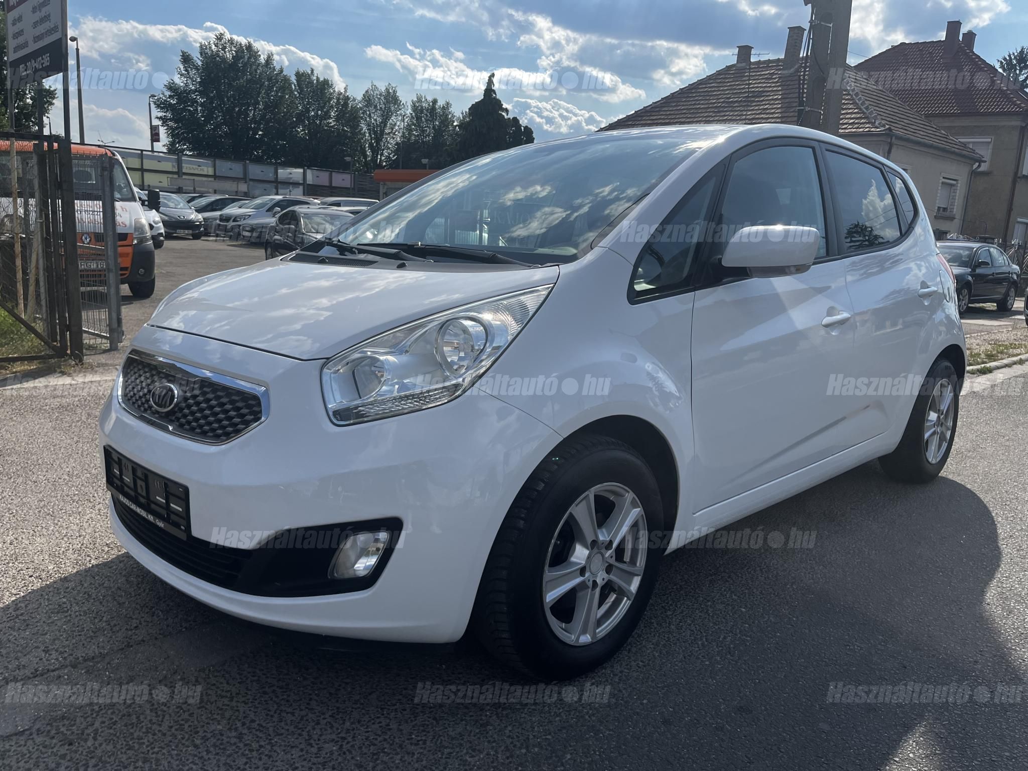 KIA VENGA 2011/7 - 1