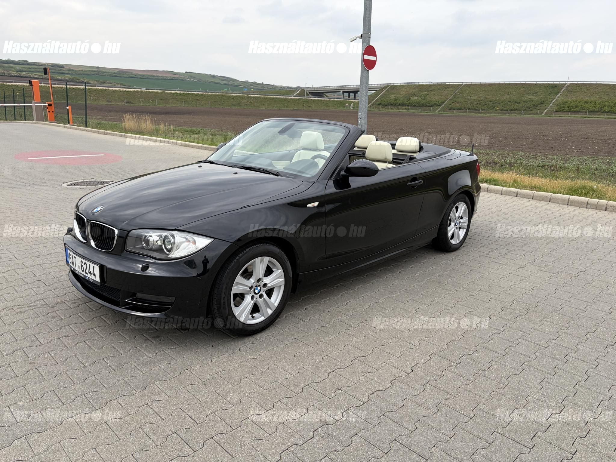 BMW 118 2009/7 - 1