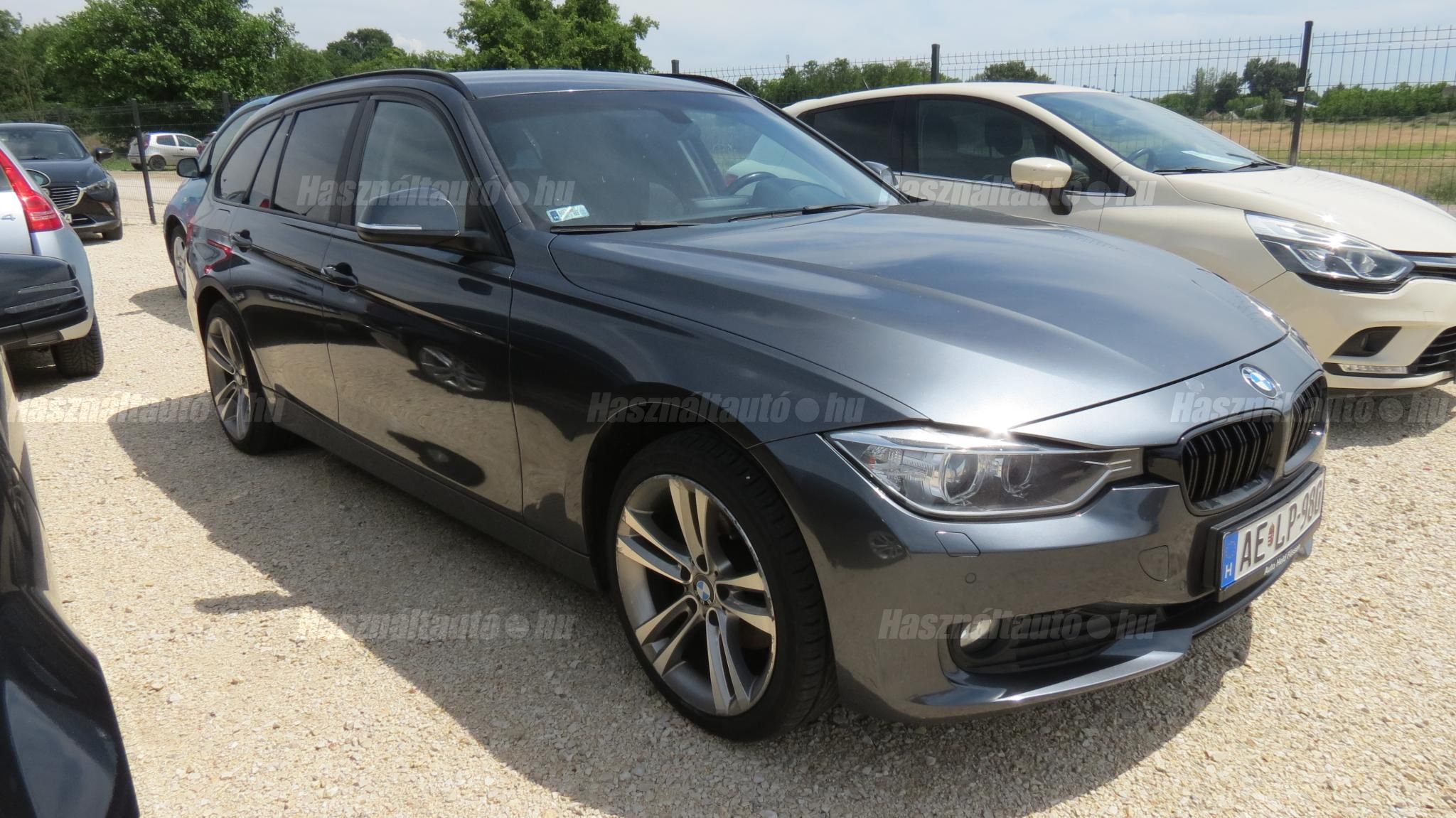 BMW 3-AS SOROZAT 2013/5 - 1