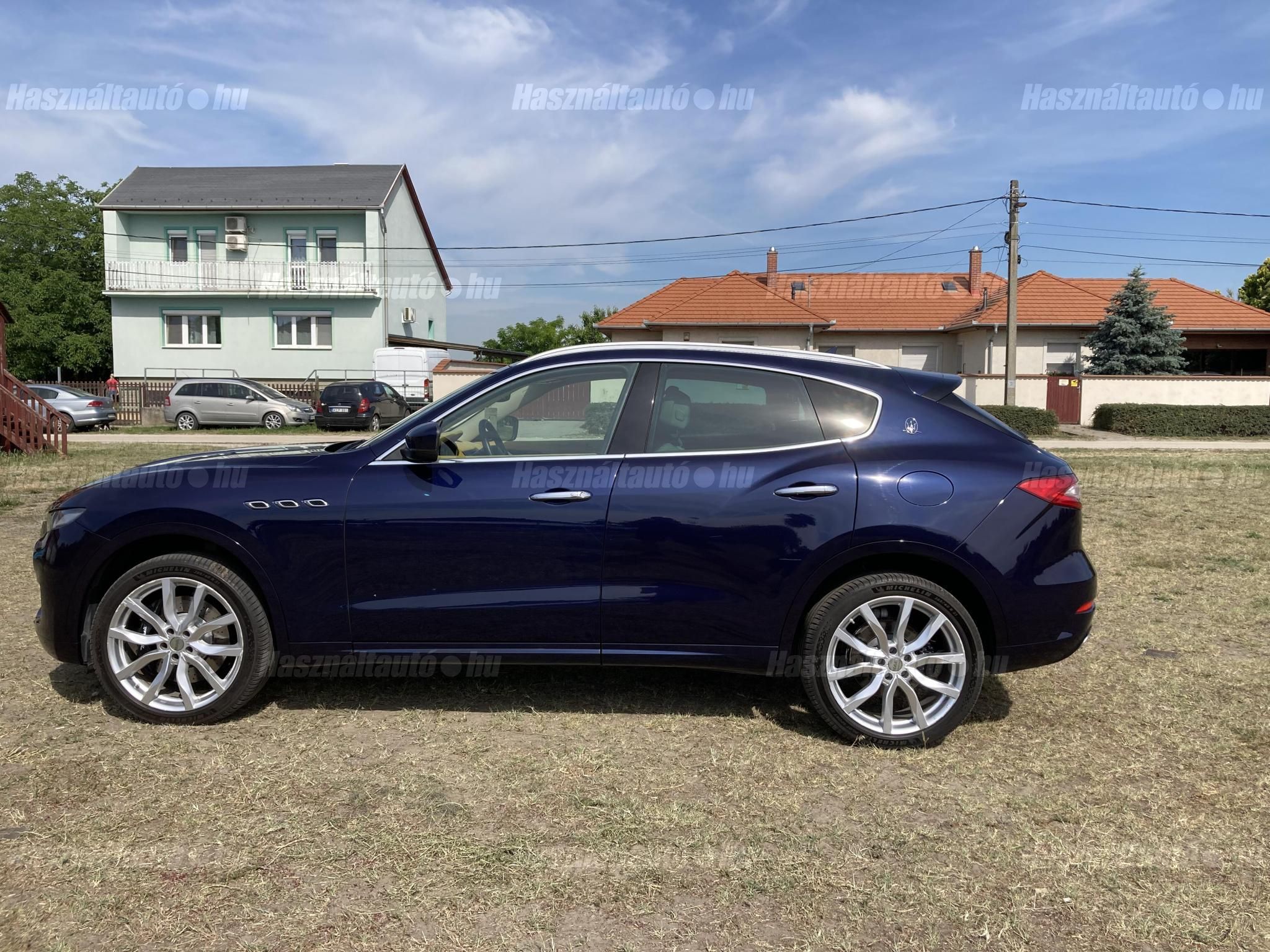 MASERATI LEVANTE 2016/9 - 1