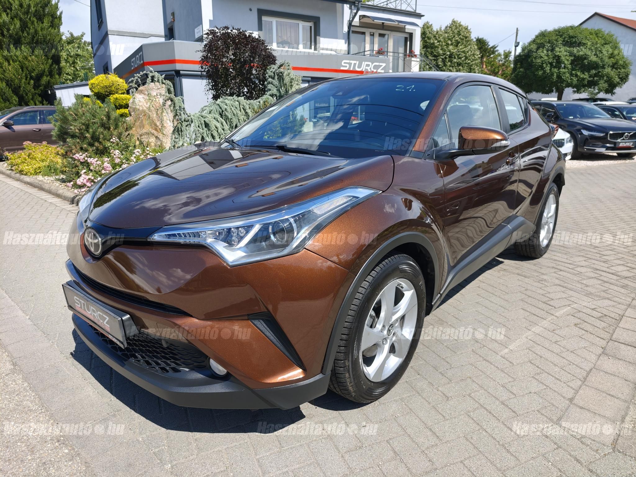 TOYOTA C-HR 2017/2 - 1