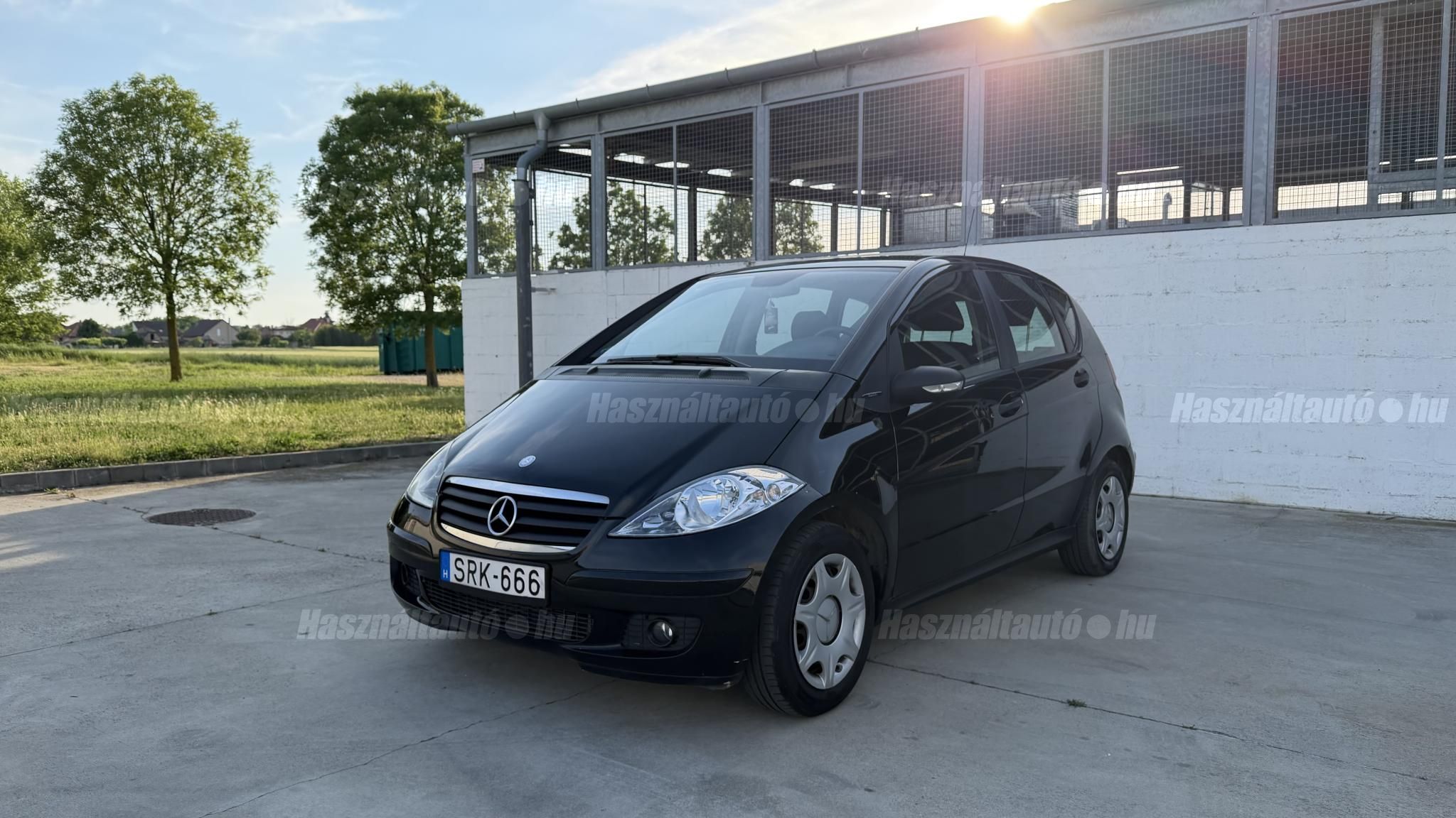 MERCEDES-BENZ A 180 2004/9 - 1
