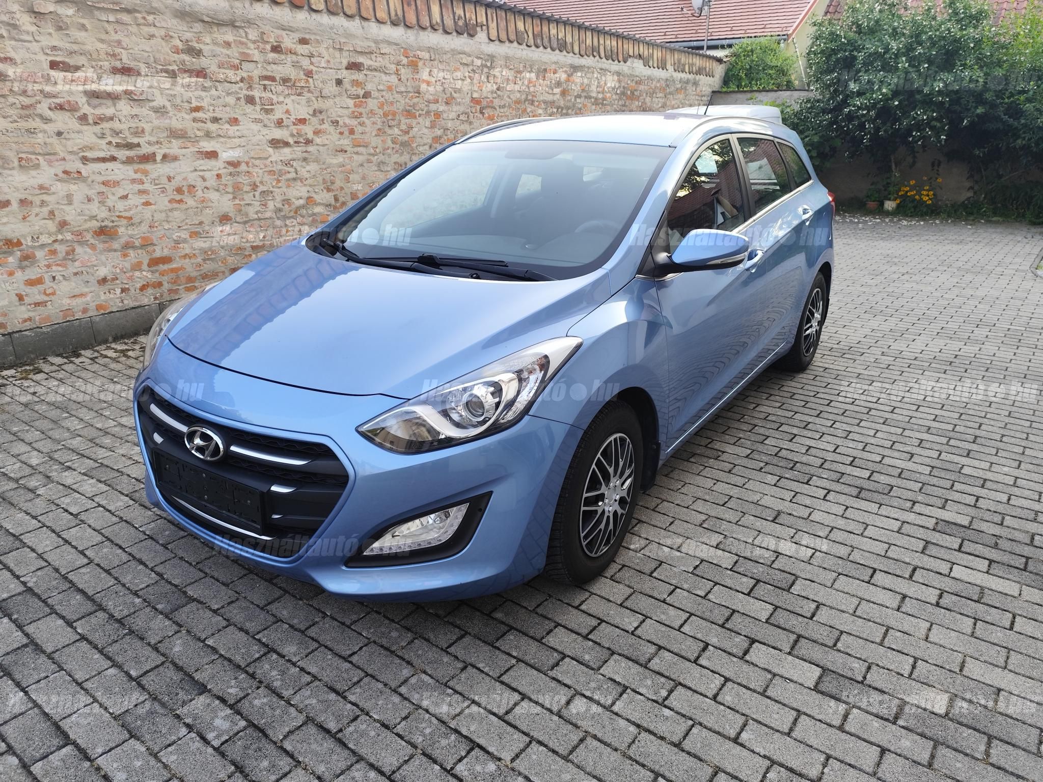 HYUNDAI I30 2015/4 - 1