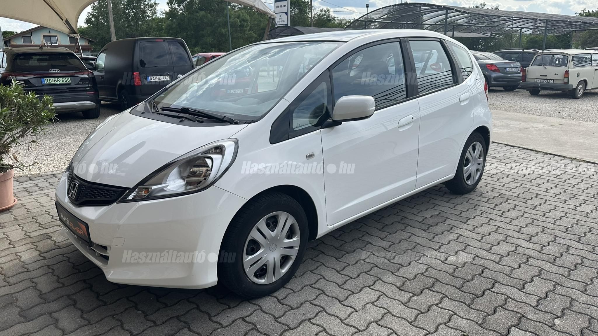 HONDA JAZZ 2014/10 - 1