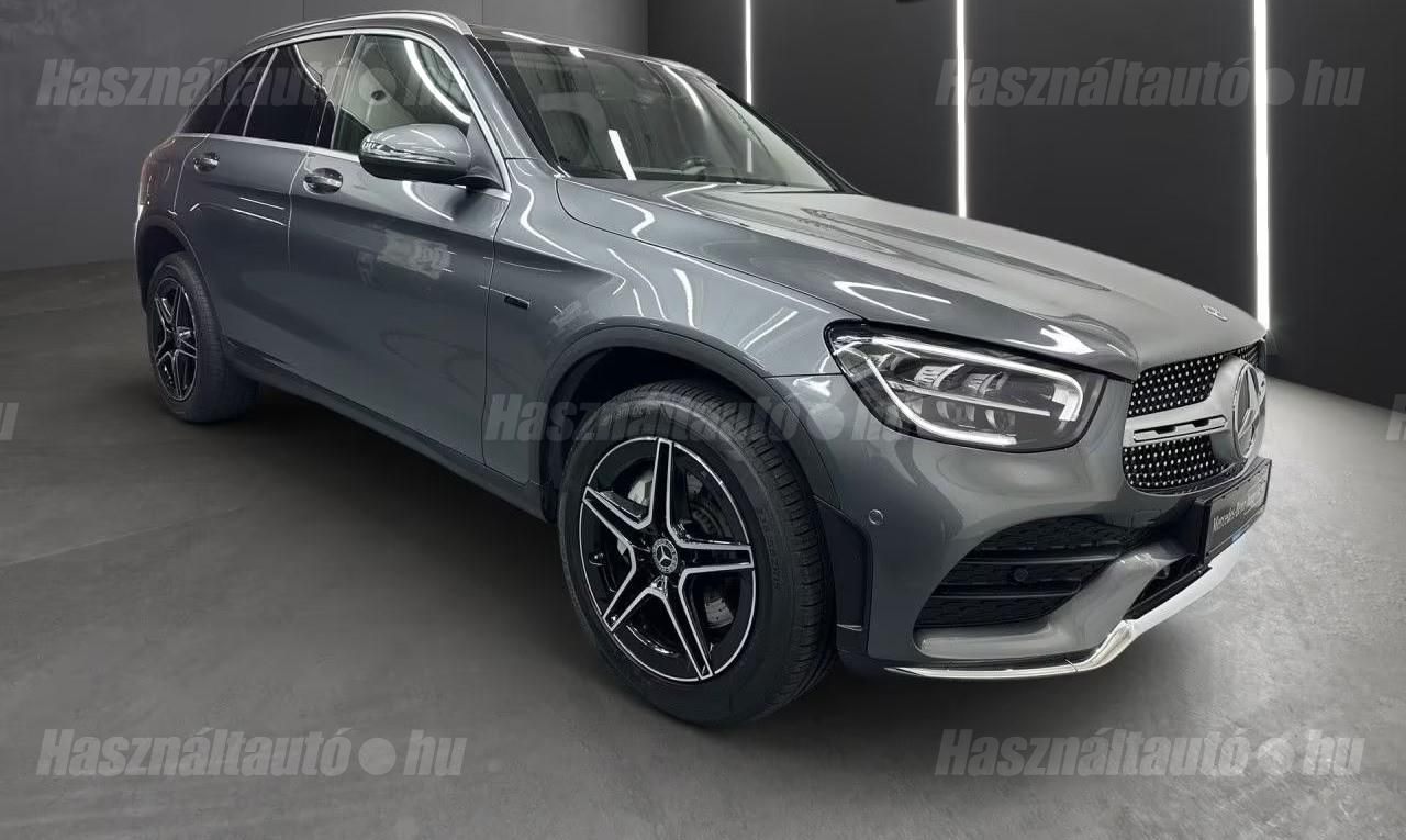 MERCEDES-BENZ GLC 300 2021/7 - 1