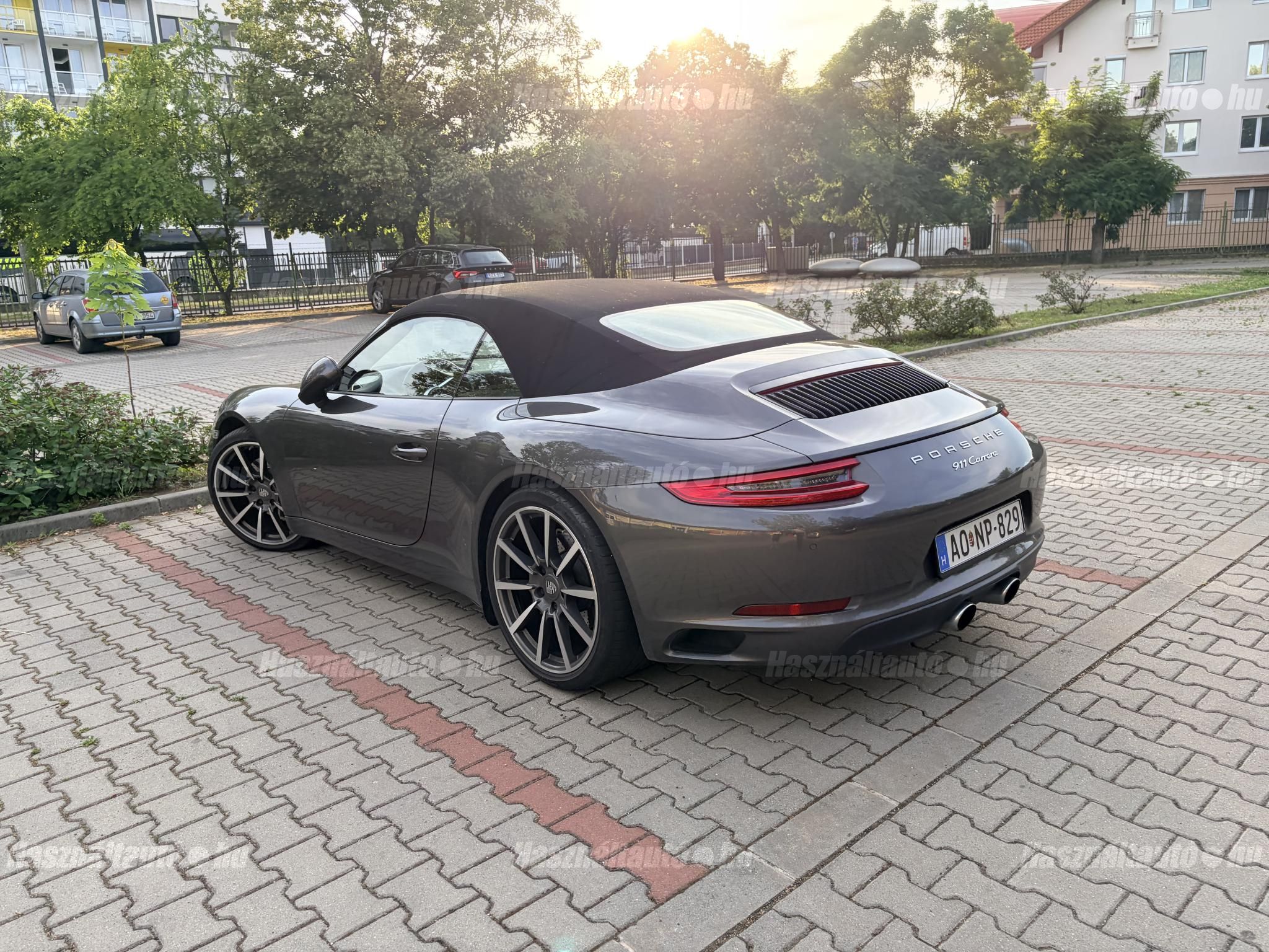 PORSCHE 911 2017 - 1