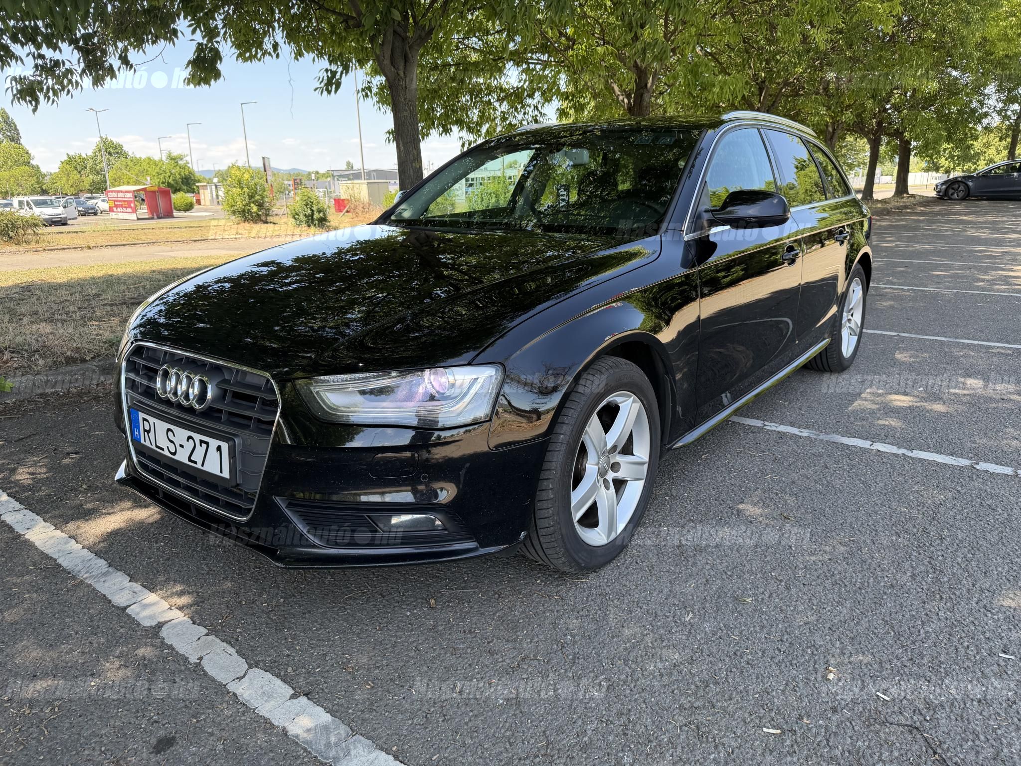AUDI A4 2012/5 - 1