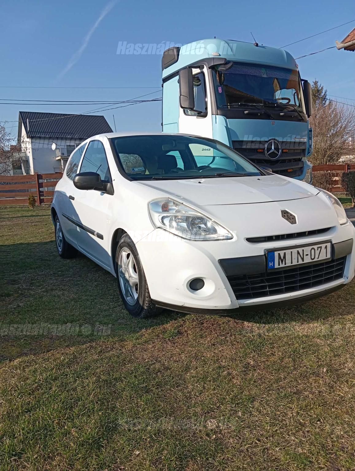 RENAULT CLIO 2010/6 - 1