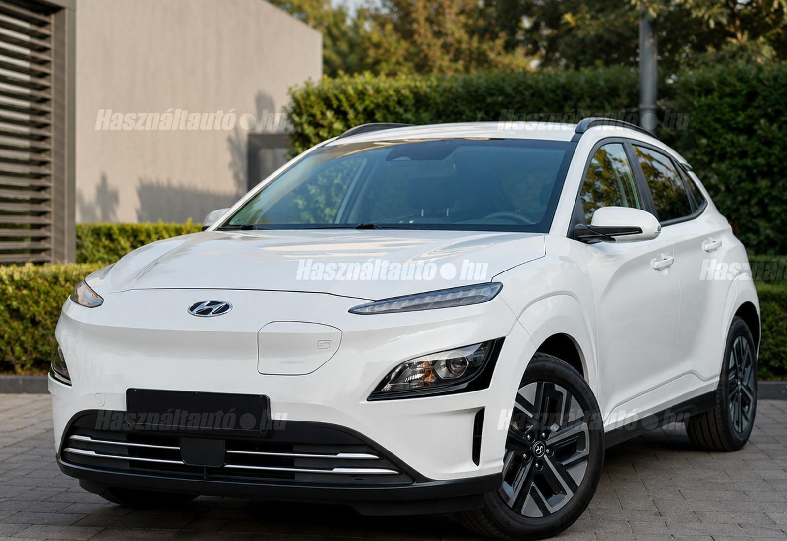 HYUNDAI KONA 2021/11 - 1