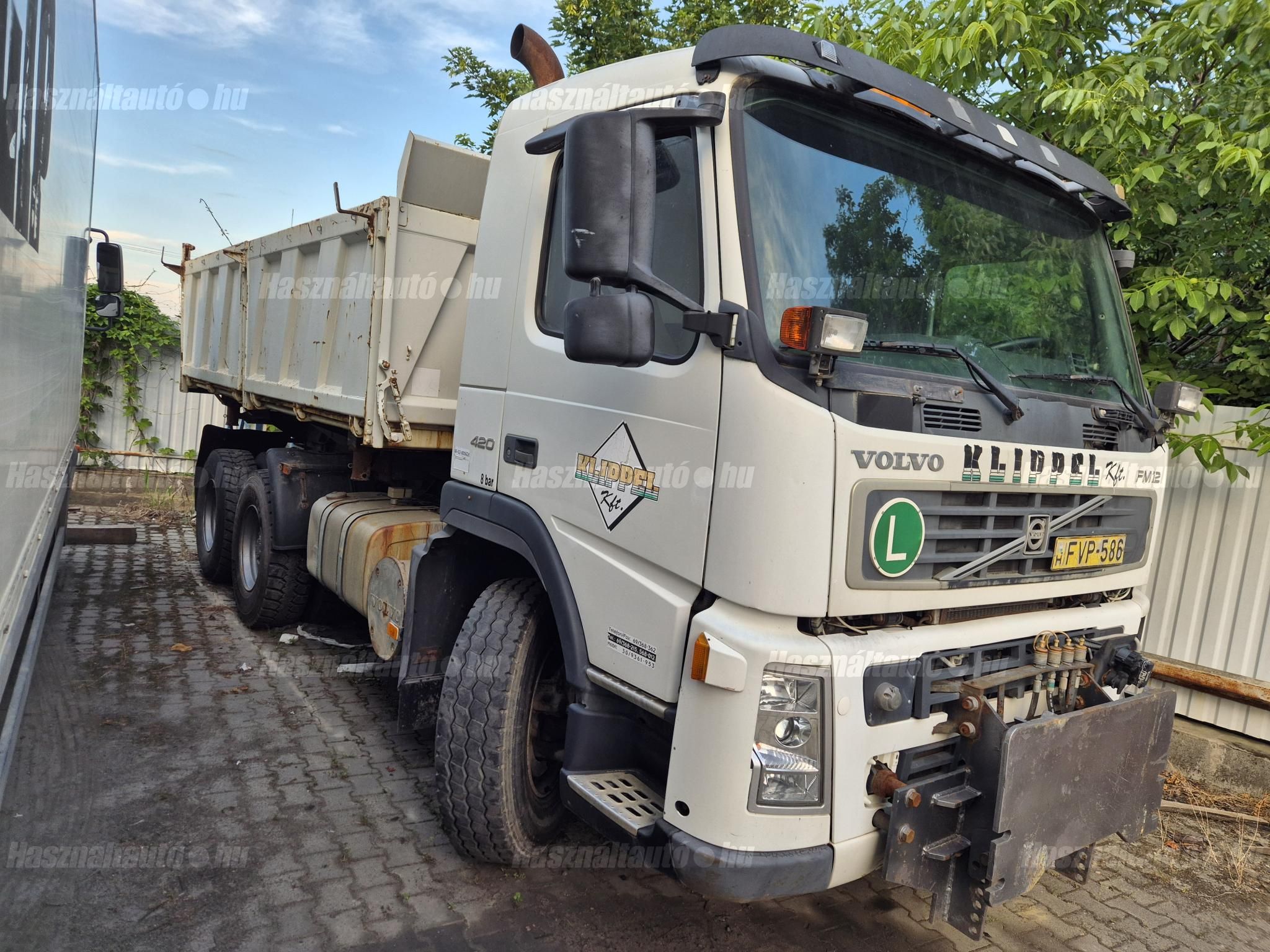 VOLVO 2002/6 - 1