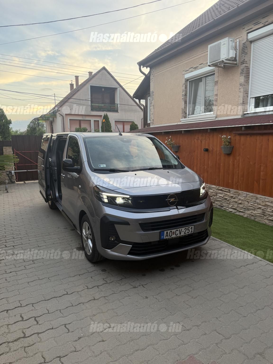OPEL VIVARO 2025/6 - 1