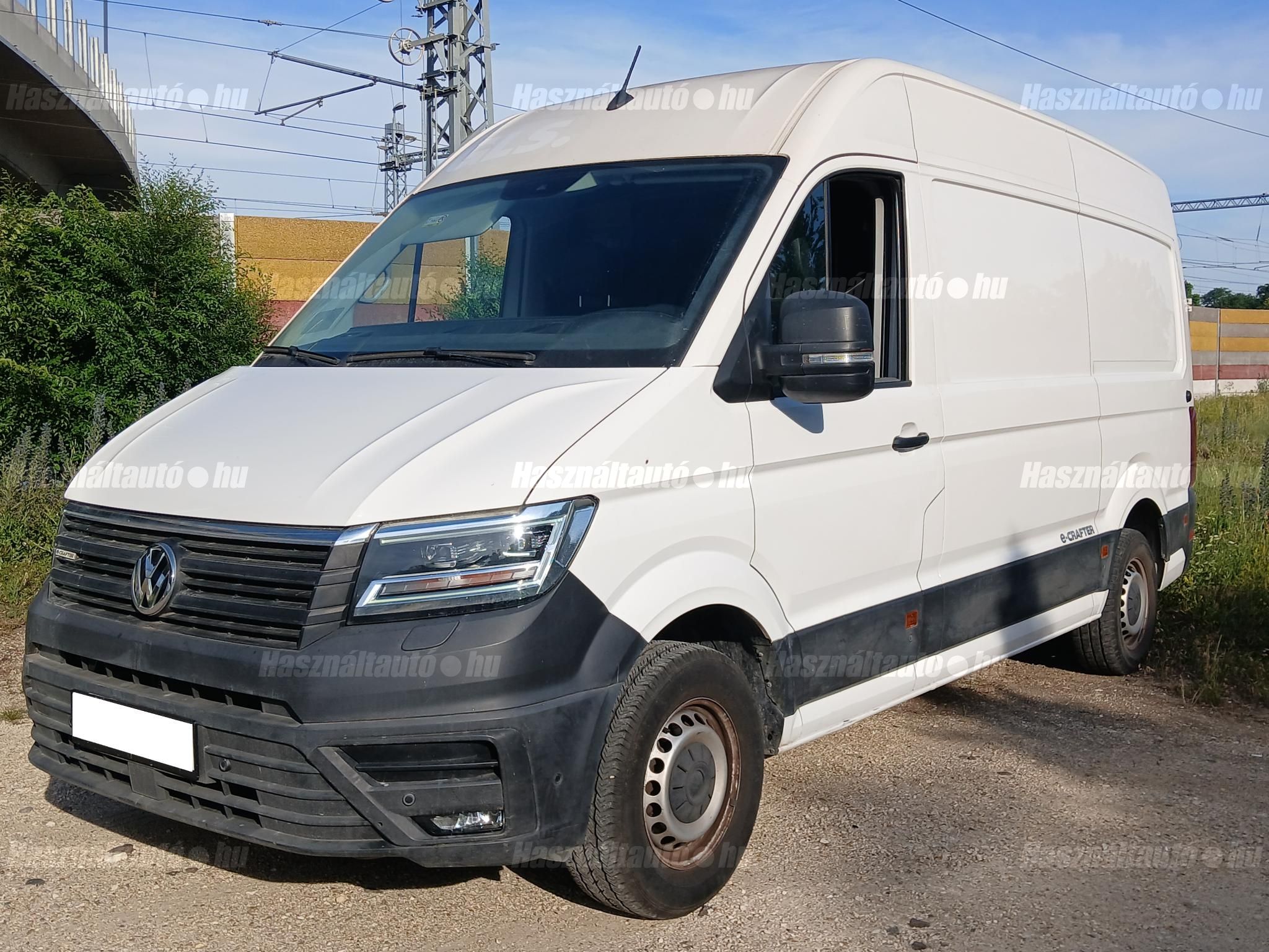 VOLKSWAGEN CRAFTER 2021/9 - 1