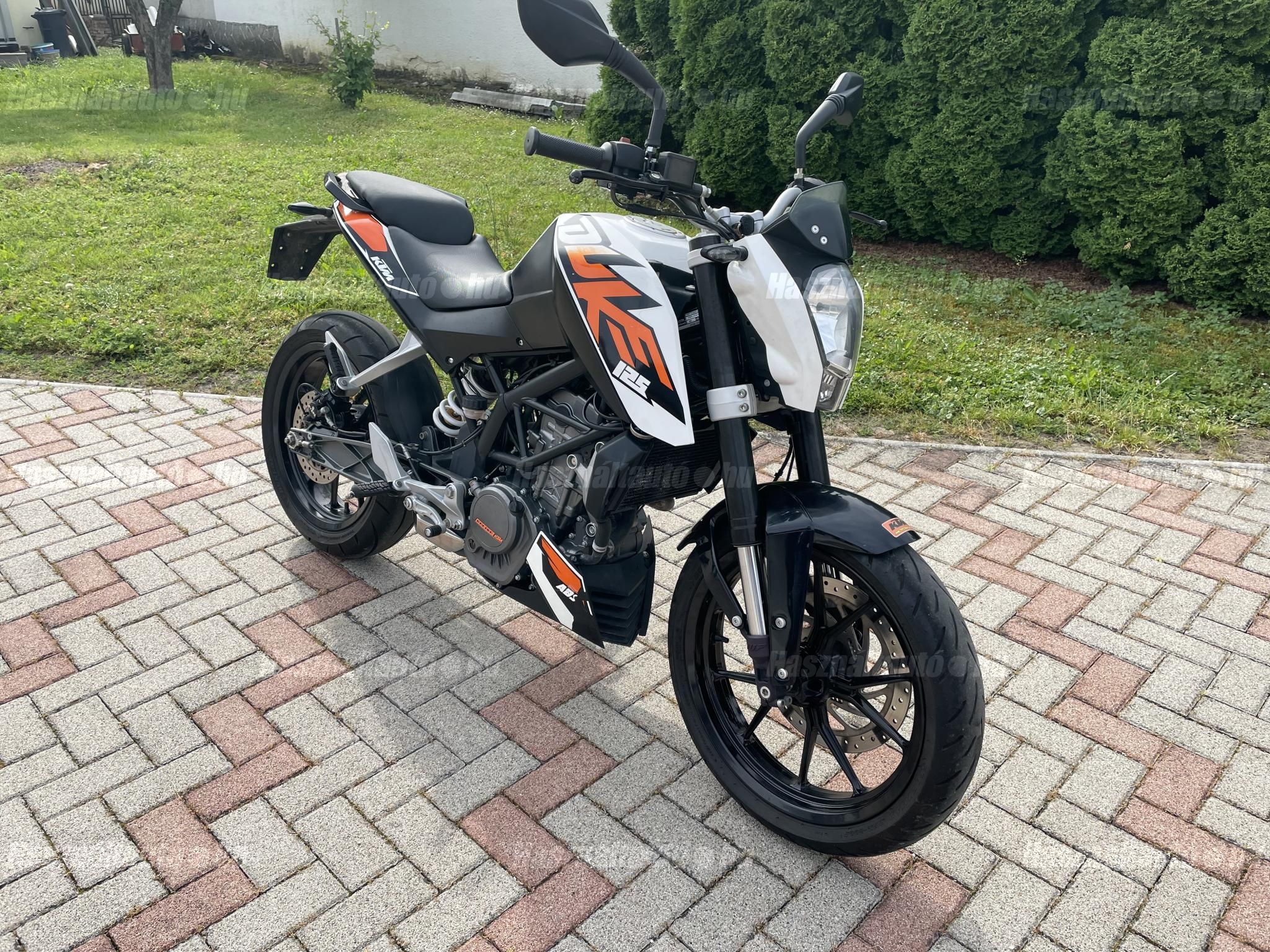 KTM 125 DUKE 2014/6 - 1