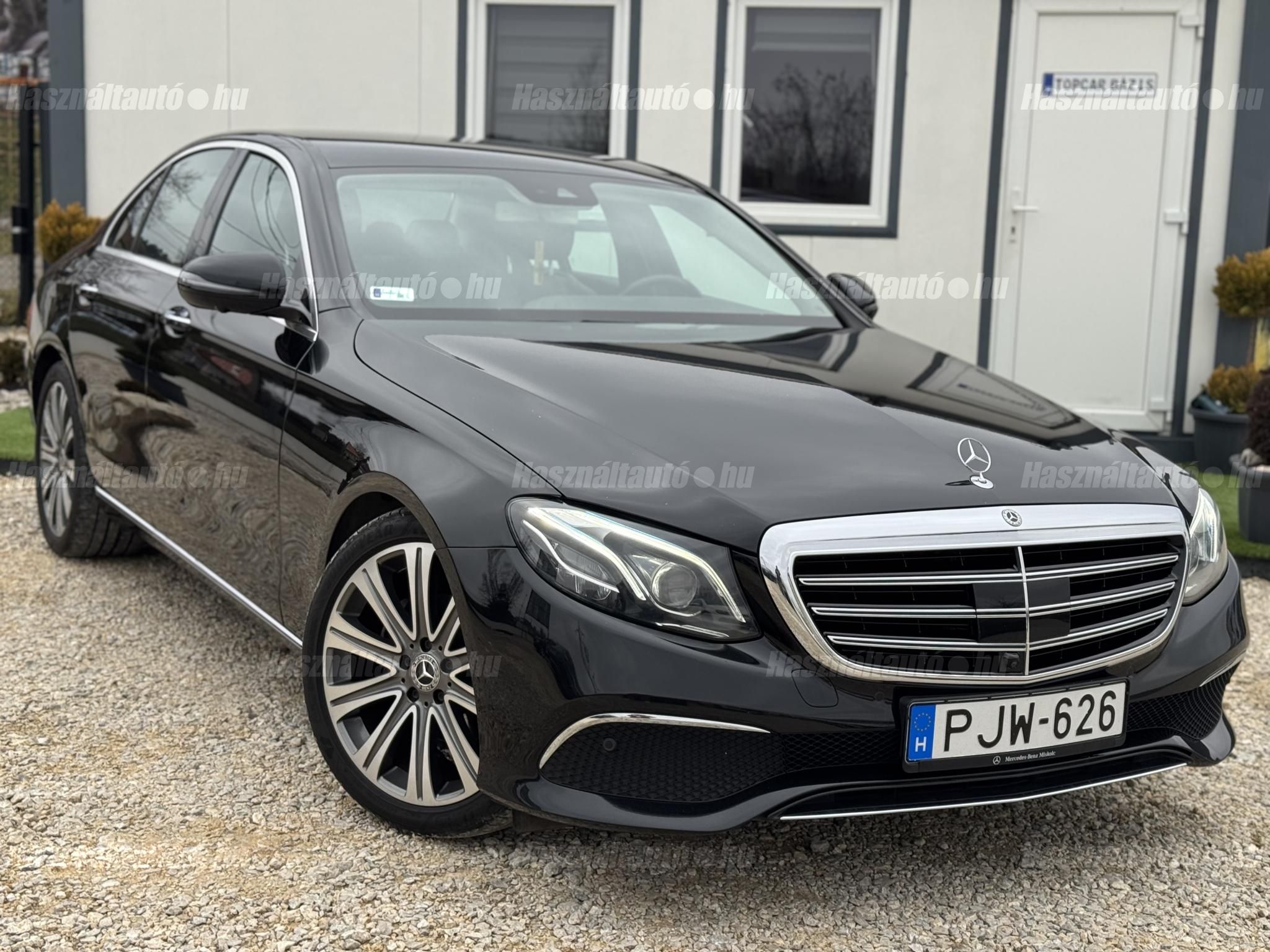MERCEDES-BENZ E 220 2017/9 - 1