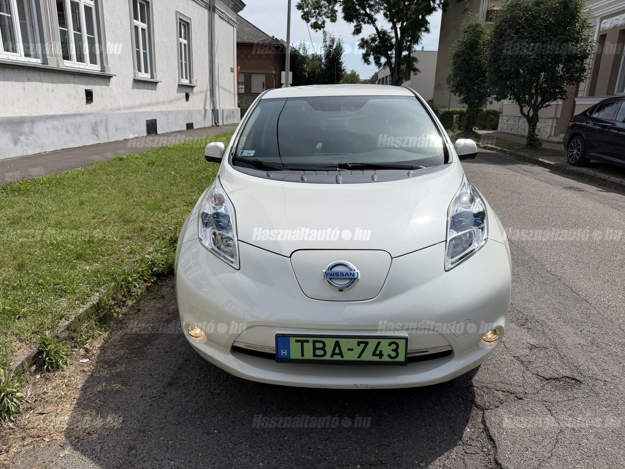 NISSAN LEAF 2017/4 - 1