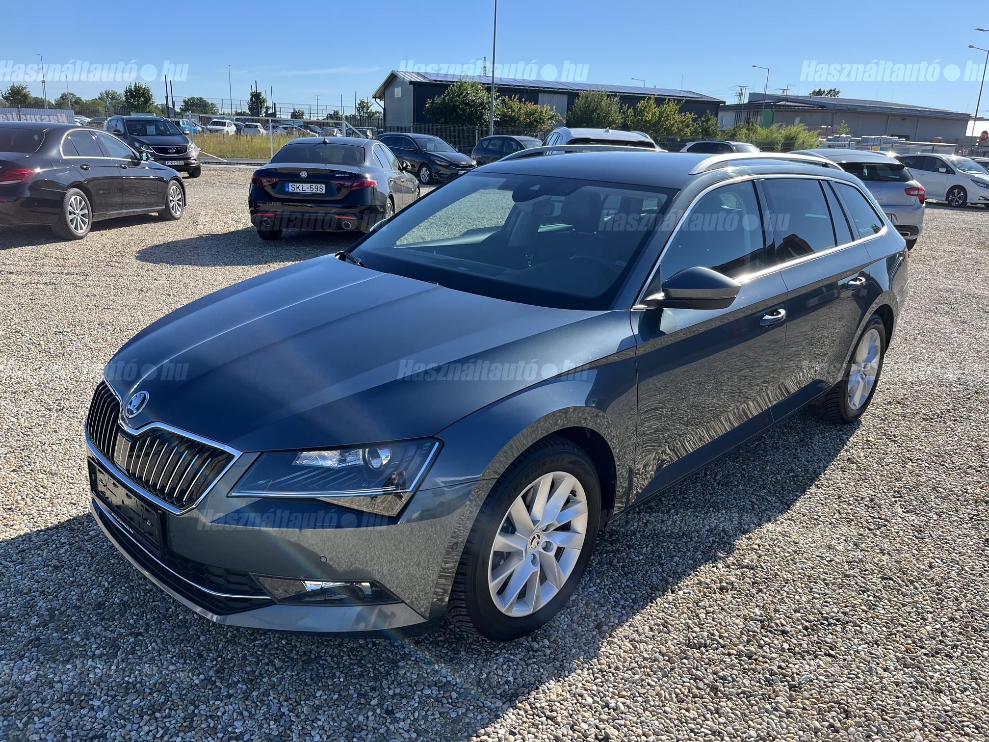 SKODA SUPERB 2016/8 - 1