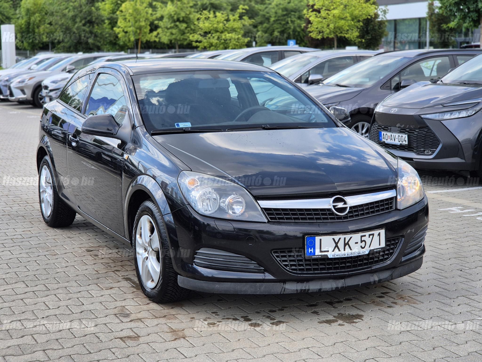 OPEL ASTRA H 2011/7 - 1