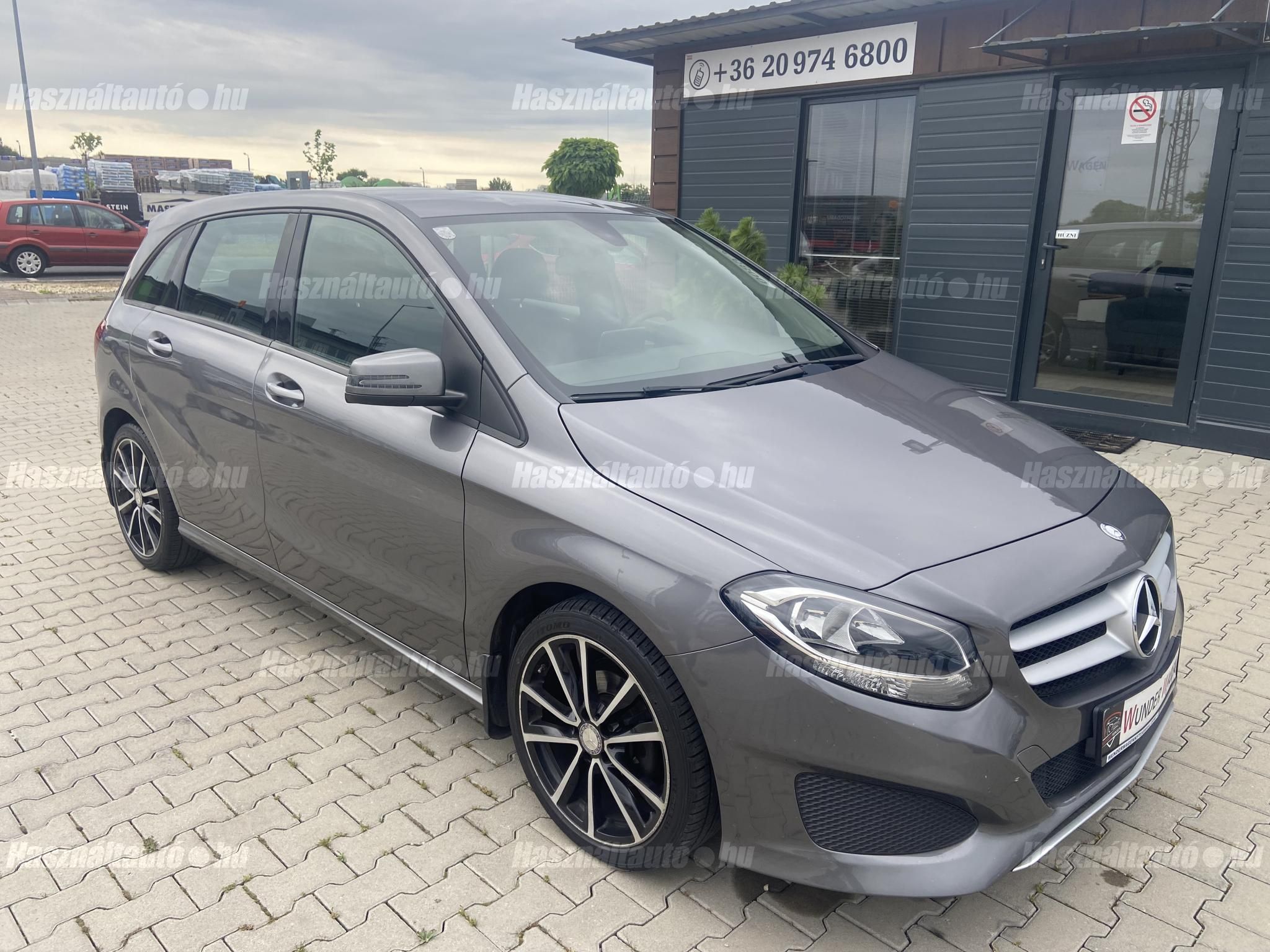 MERCEDES-BENZ B 180 2015/4 - 1