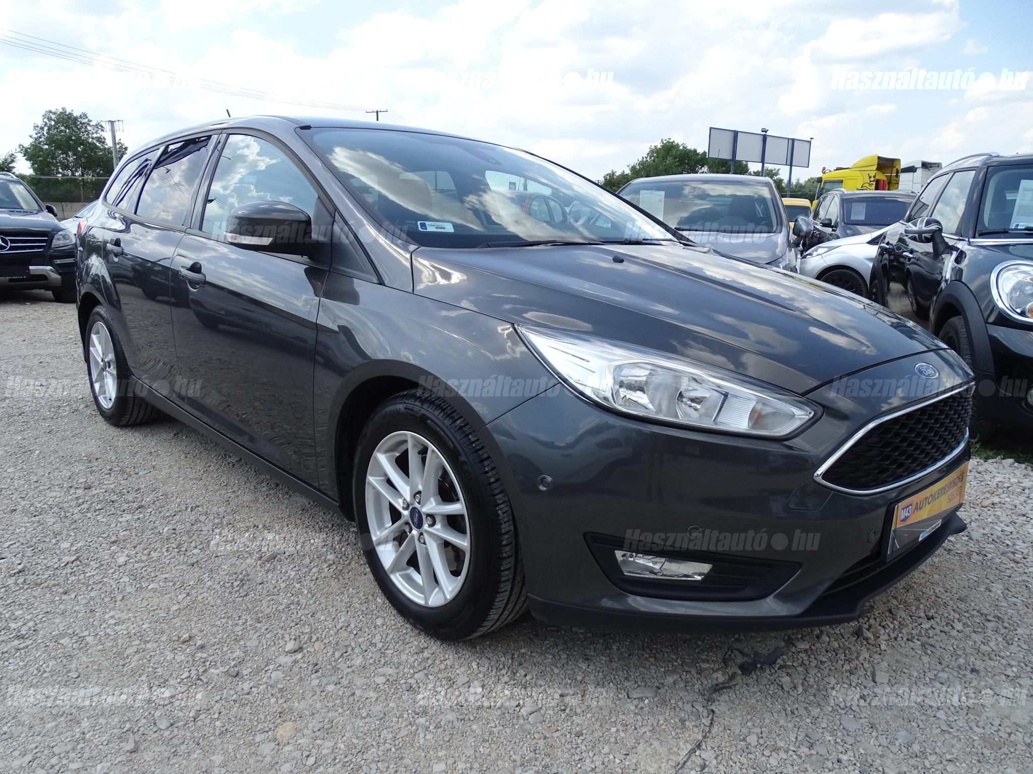 FORD FOCUS 2017/12 - 1