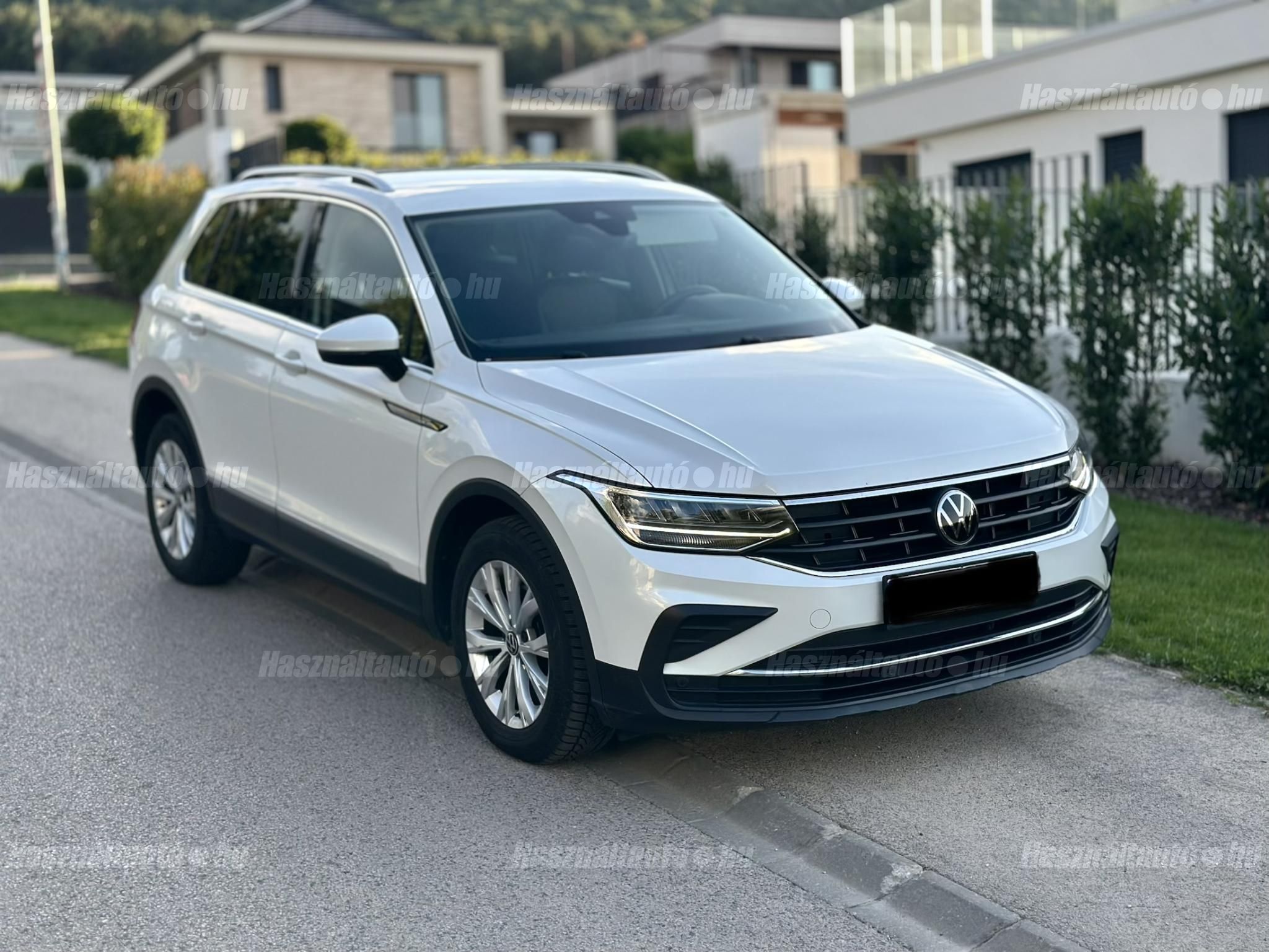 VOLKSWAGEN TIGUAN 2021/12 - 1