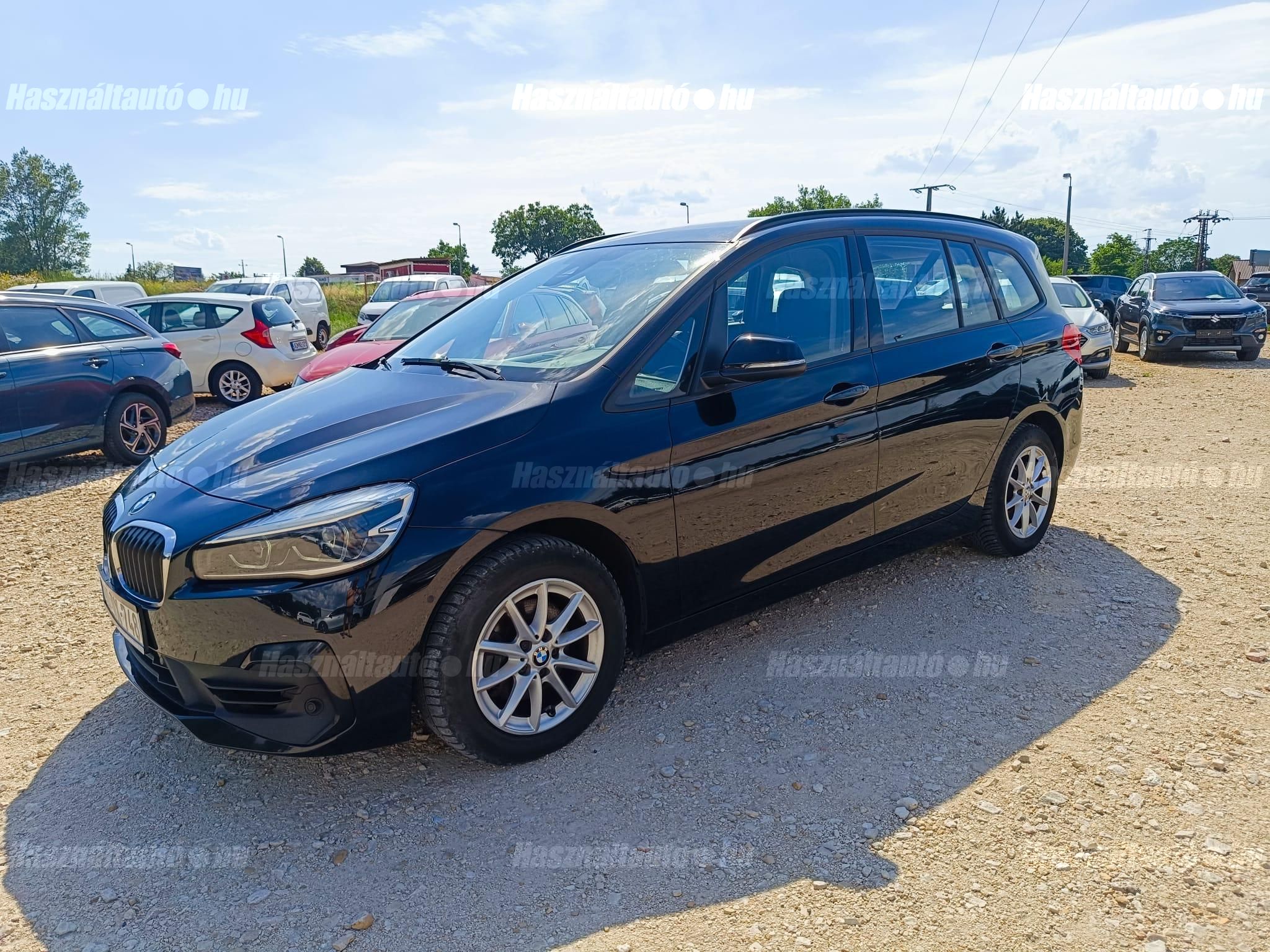 BMW 216 2020/12 - 1
