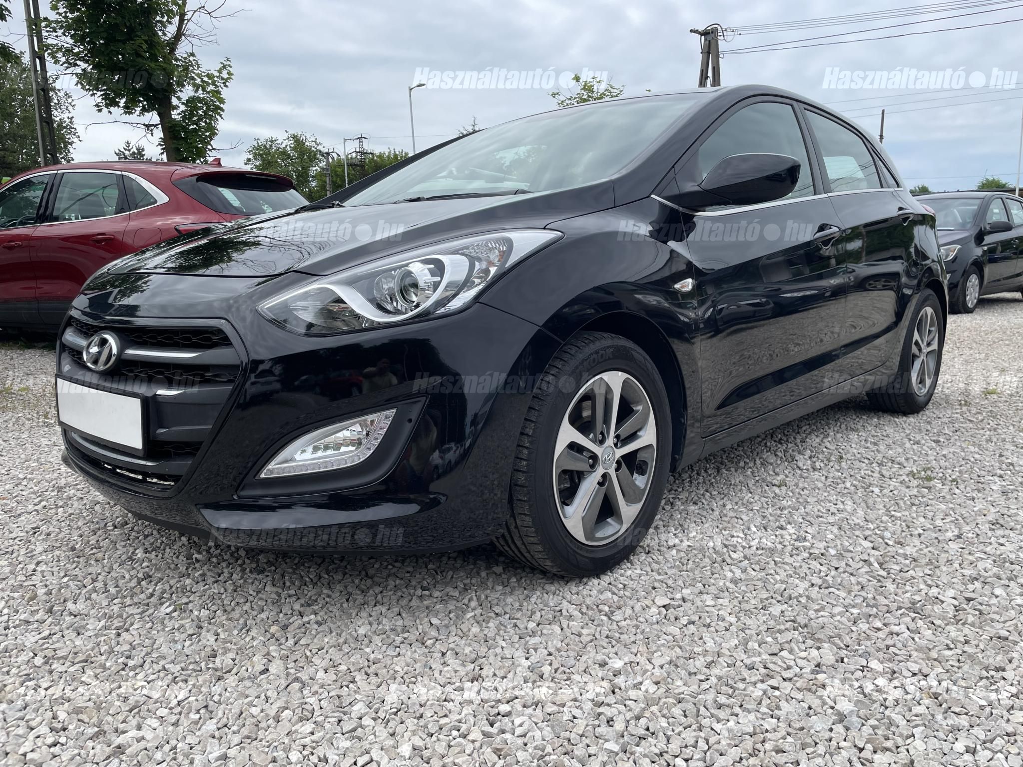 HYUNDAI I30 2015/10 - 1