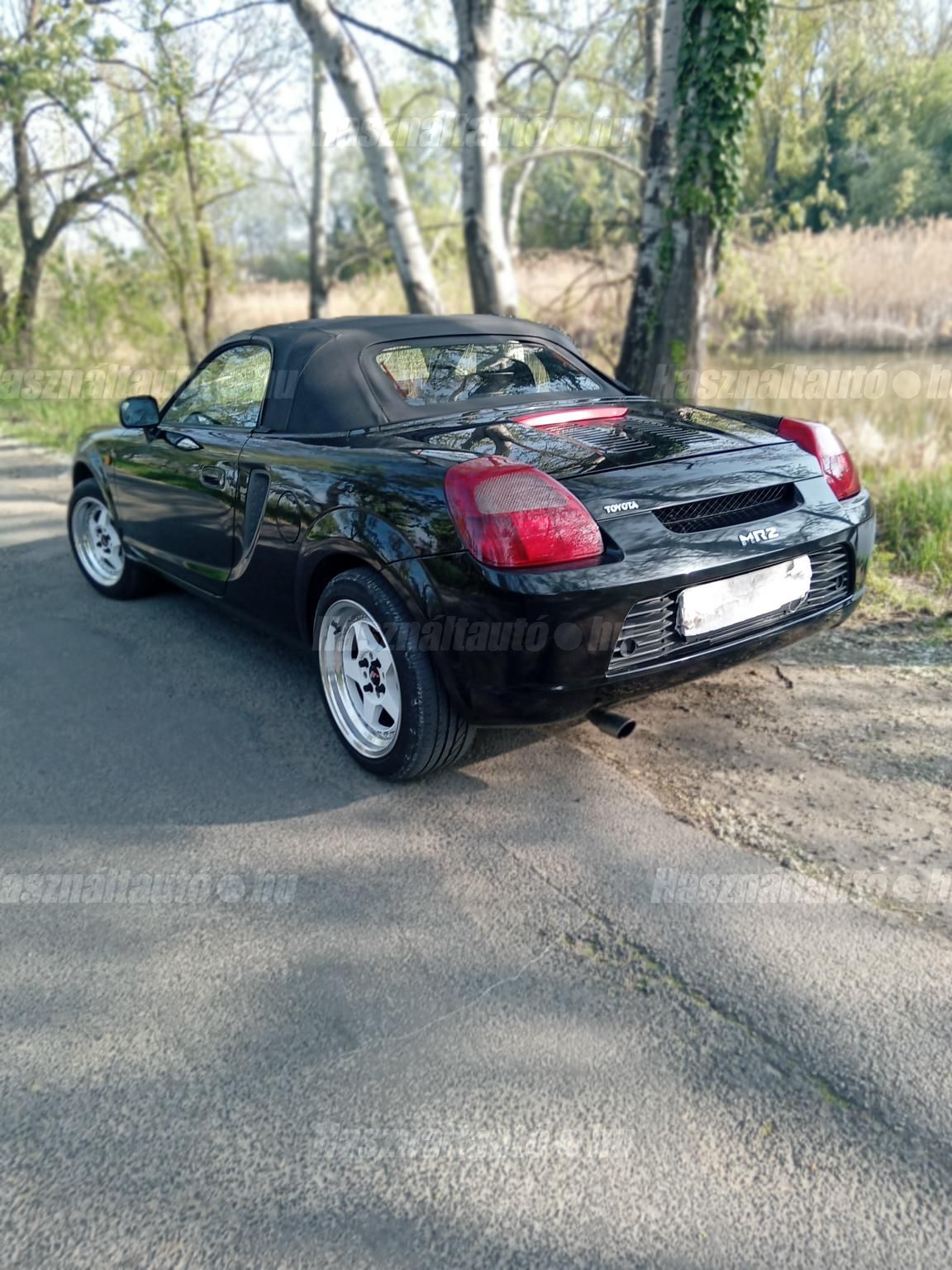TOYOTA MR 2 2000/9 - 1