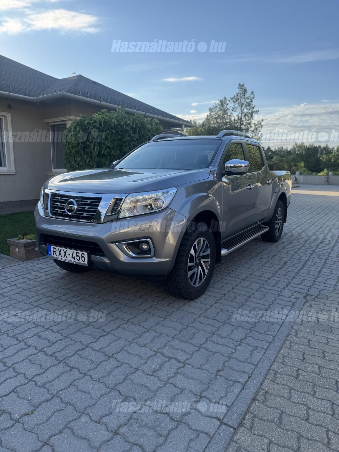 NISSAN NAVARA 2017/9 - 1